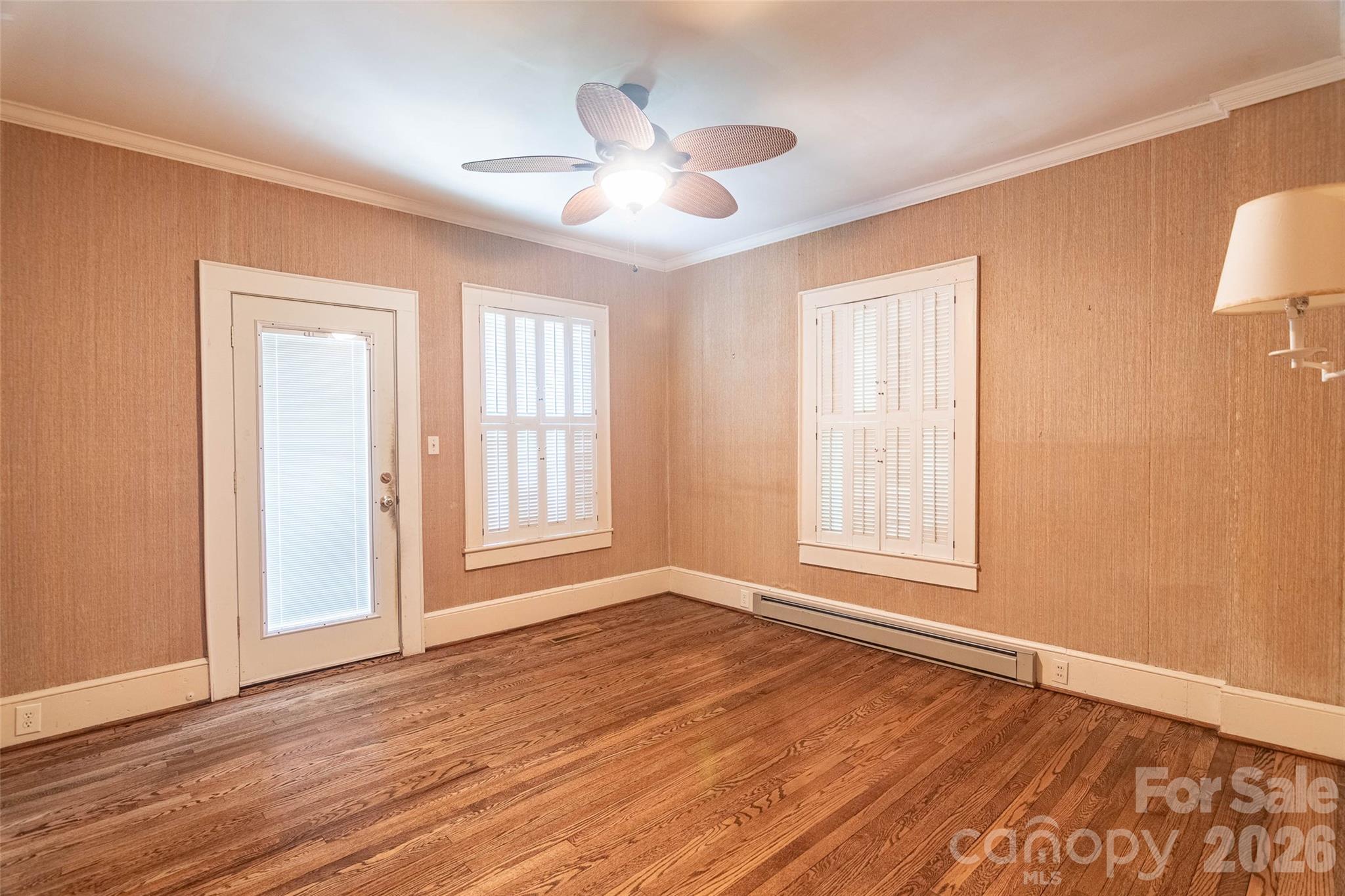 365 N Washington Street Property Photo 17
