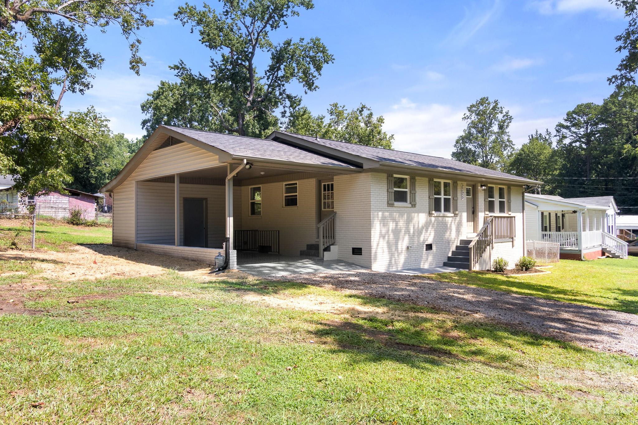 2325 Fowler Street 141 Property Photo 4