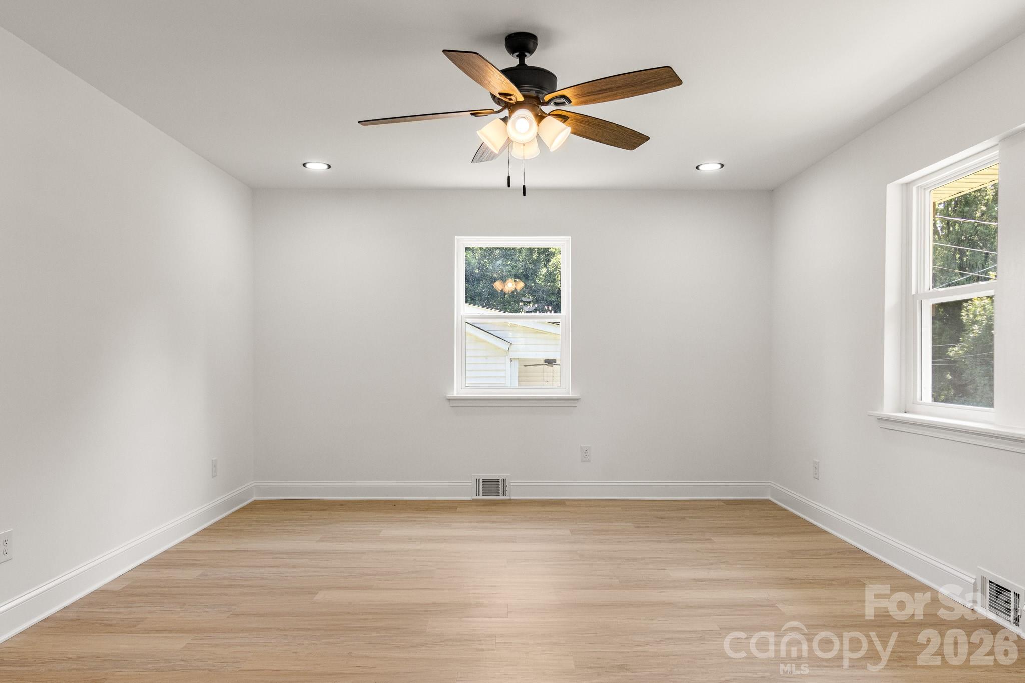 2325 Fowler Street 141 Property Photo 11
