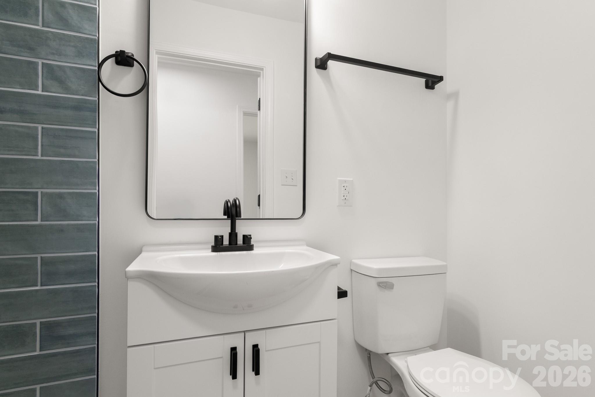 2325 Fowler Street 141 Property Photo 25