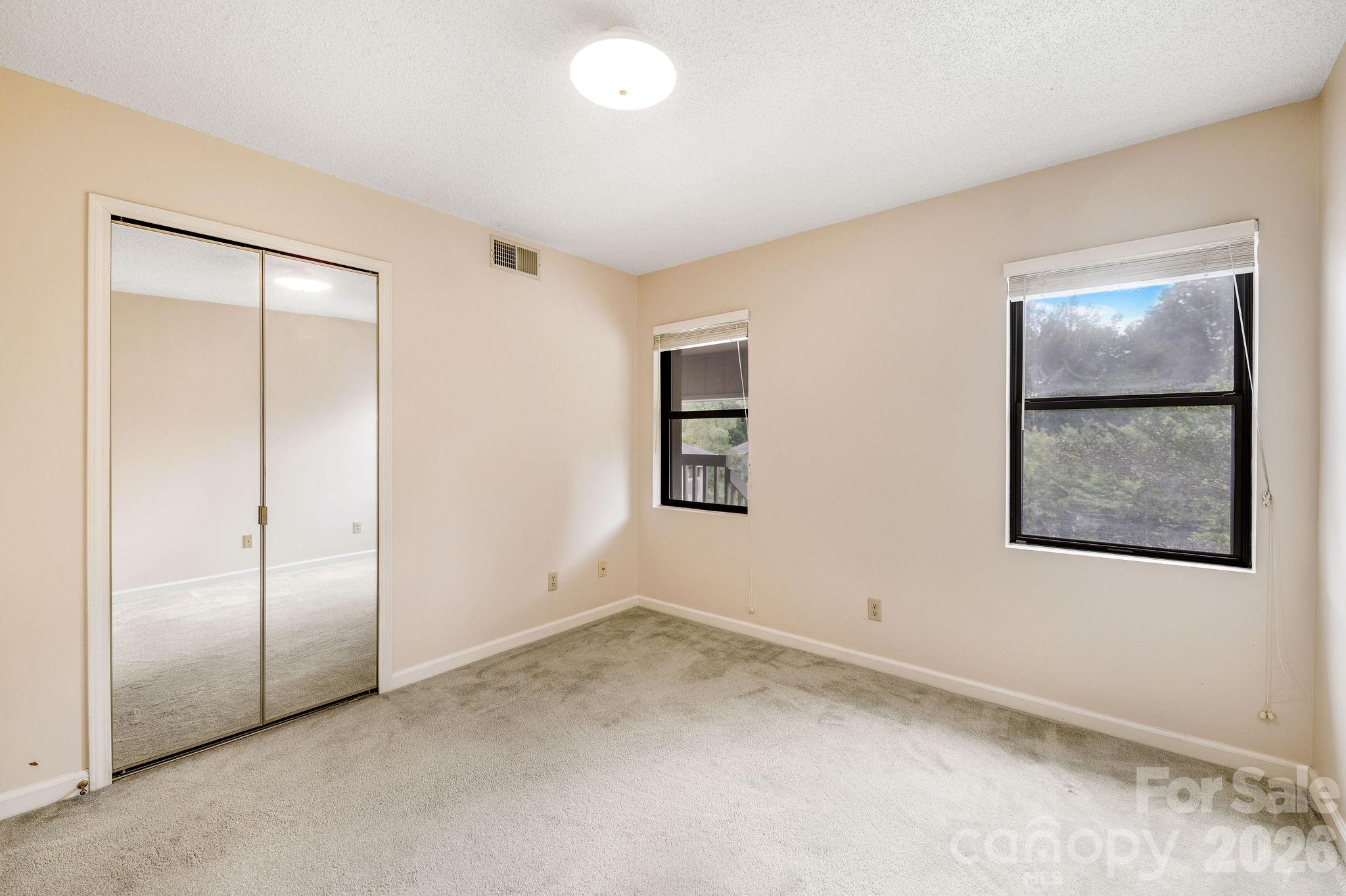 2604 Vineyard Boulevard Property Photo 21
