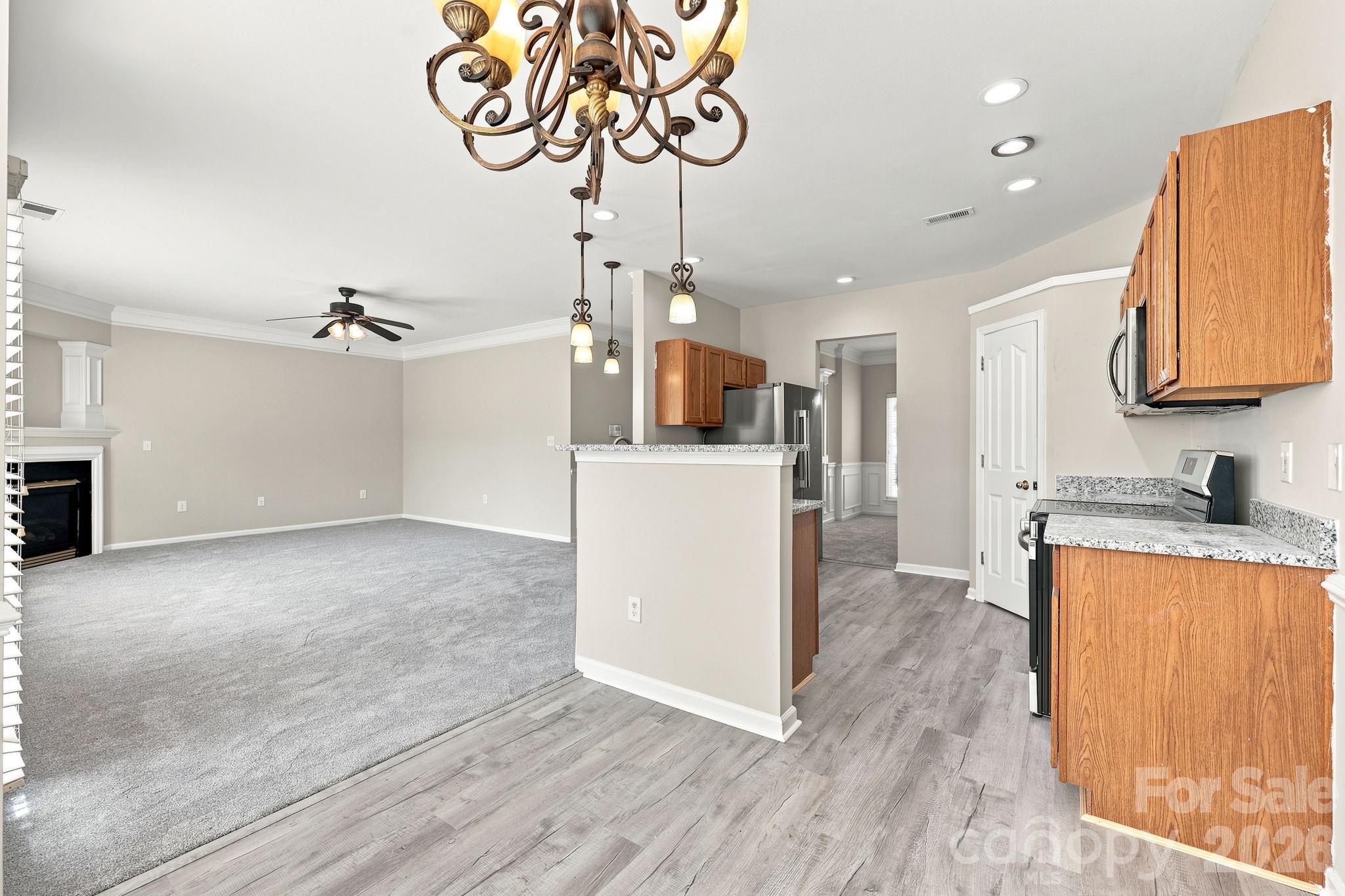 6826 Chieftain Drive Property Photo 14
