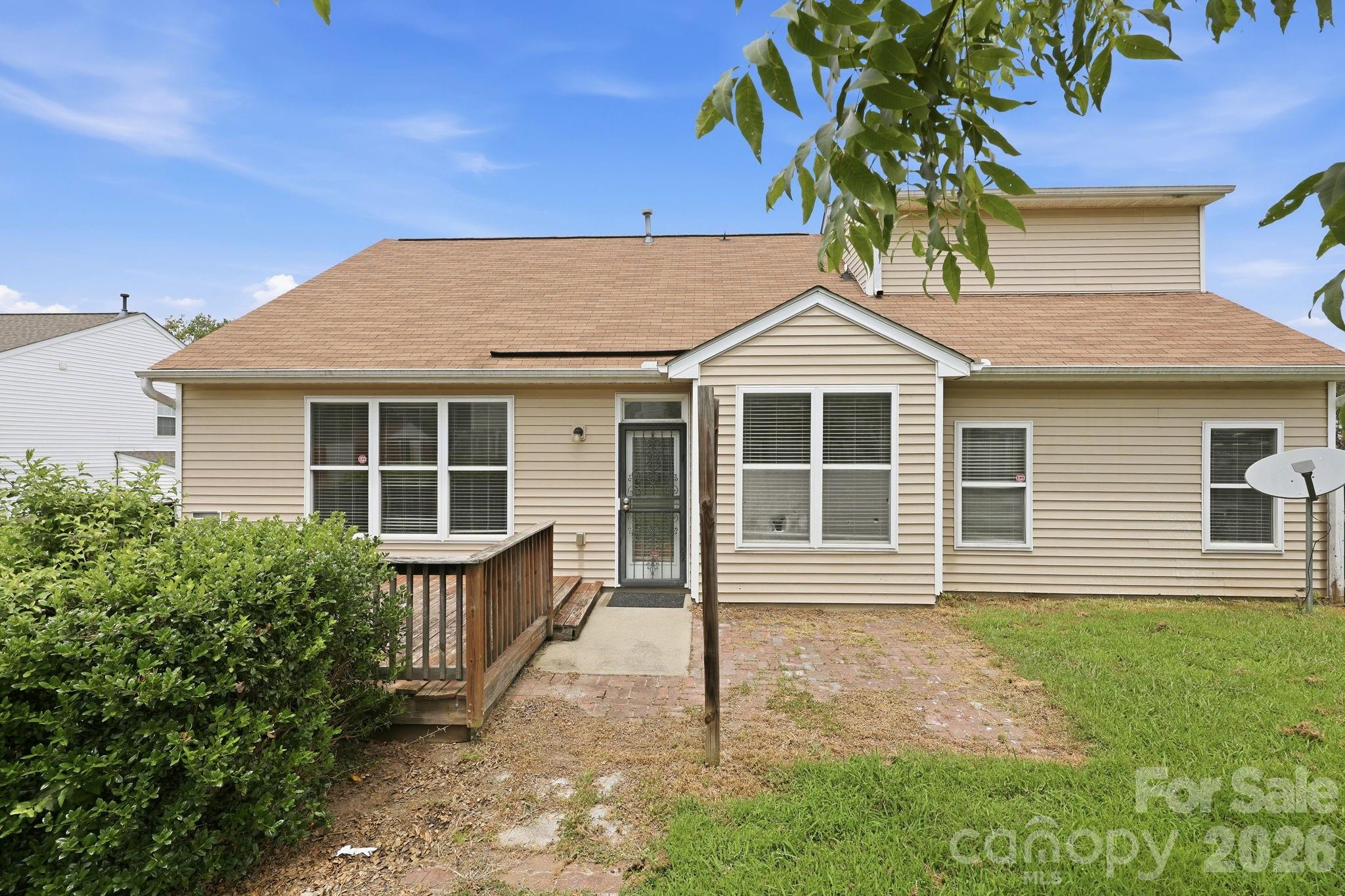 6826 Chieftain Drive Property Photo 33