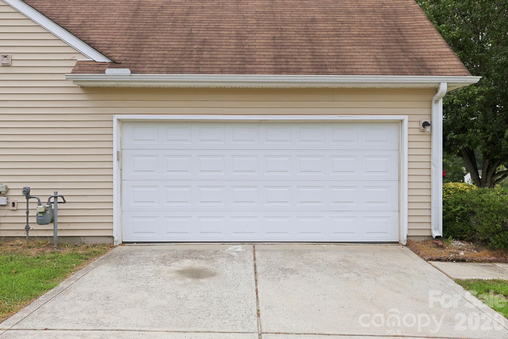 6826 Chieftain Drive Property Photo 40