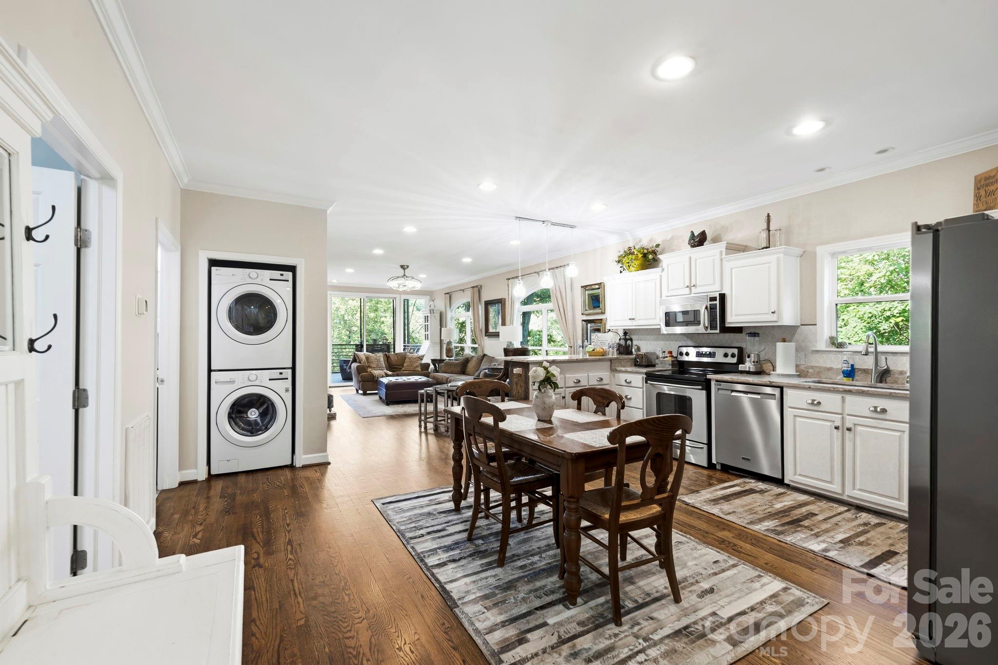 30 Lower Tanglewood Road 2 Property Photo 10