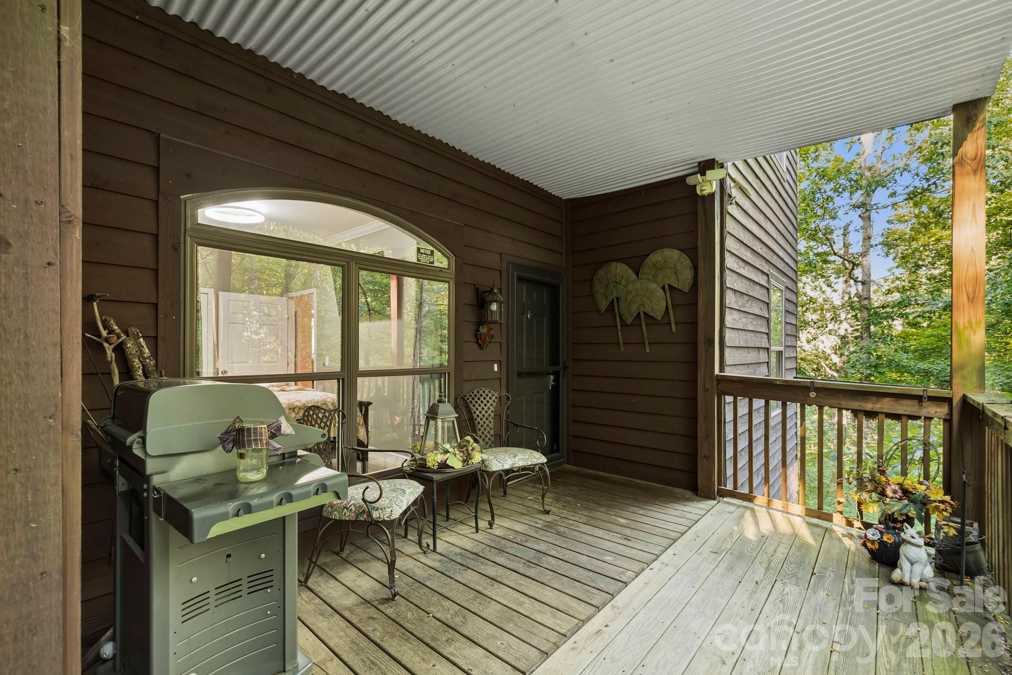 30 Lower Tanglewood Road 2 Property Photo 33
