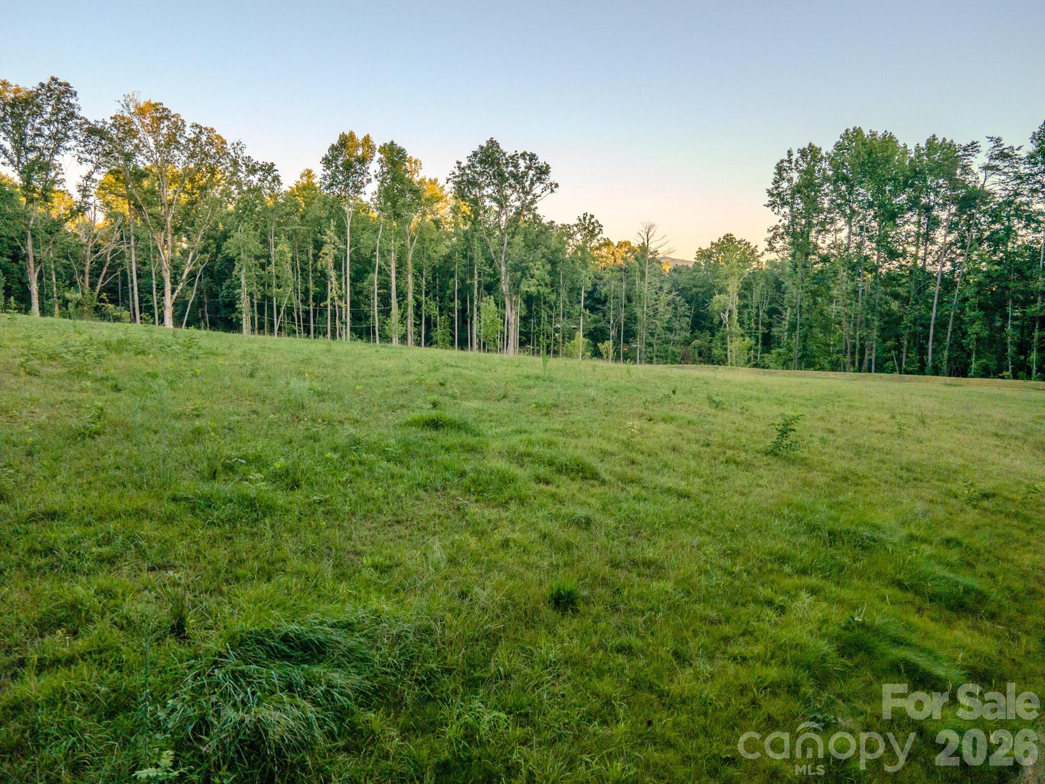 416 Irvine Drive Property Photo 1