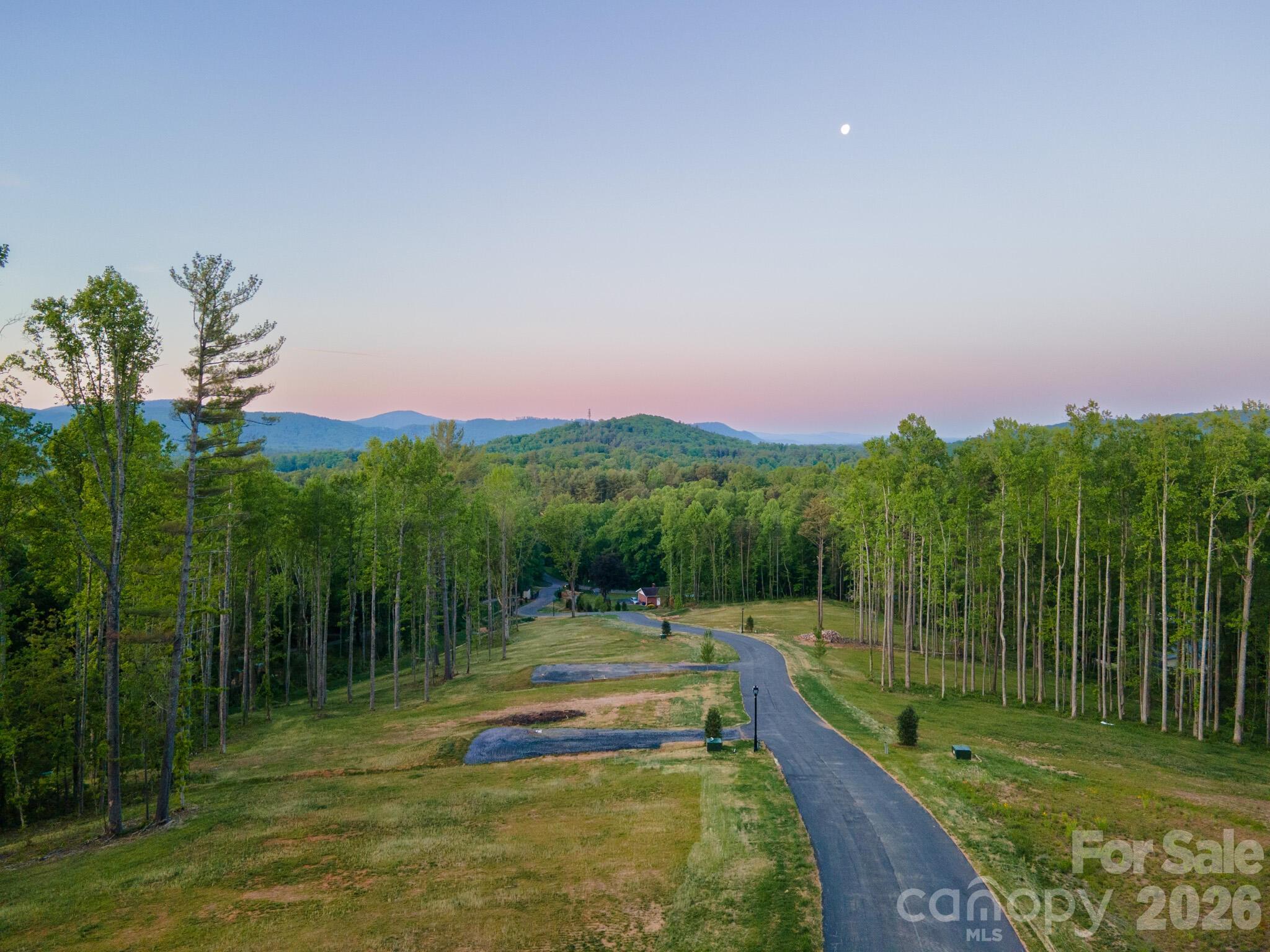 416 Irvine Drive Property Photo 14