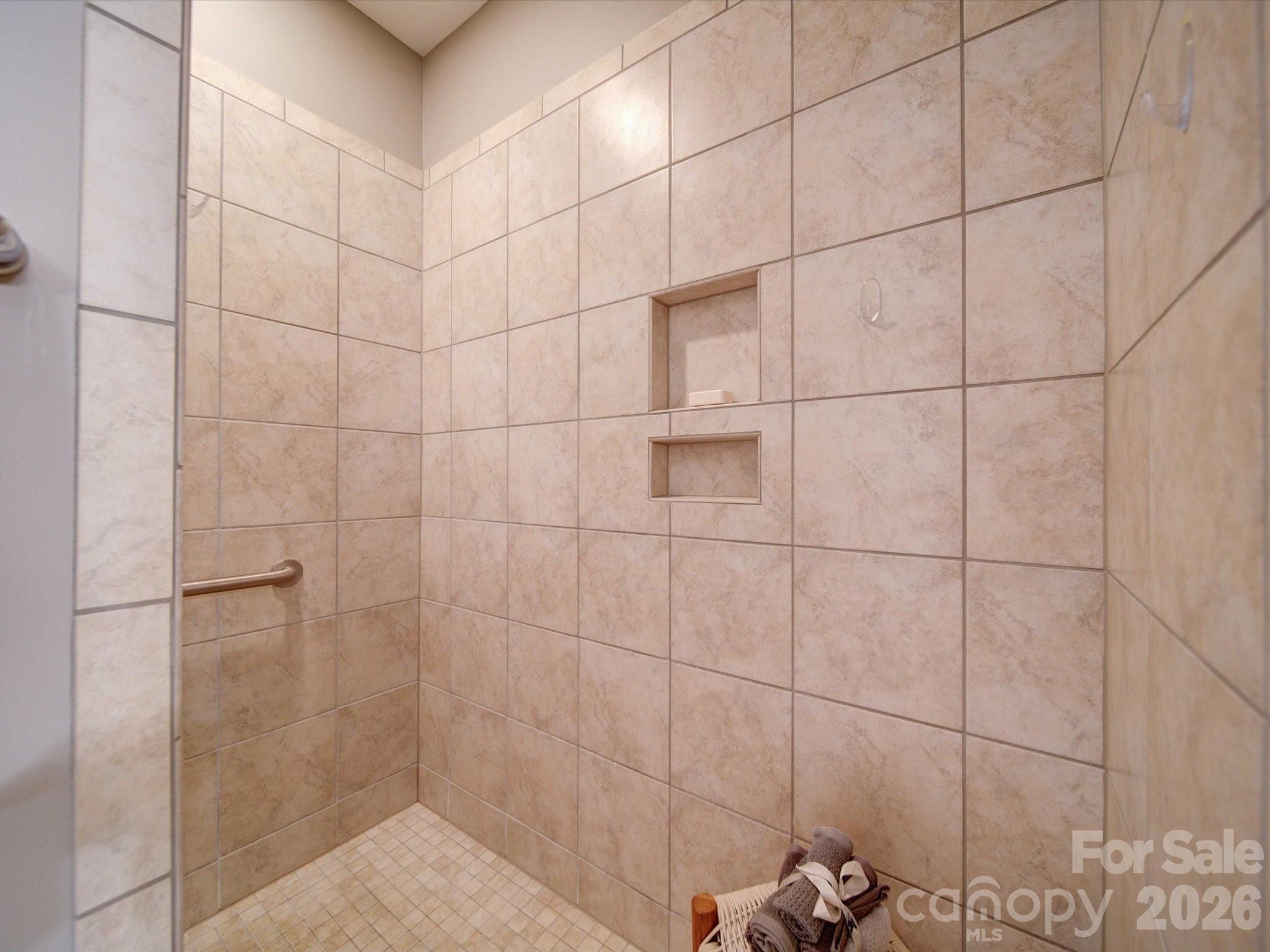 5218 Courtyard Lane Property Photo 28