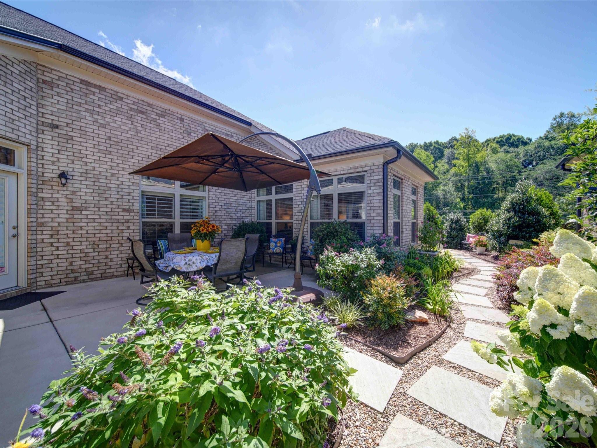 5218 Courtyard Lane Property Photo 37