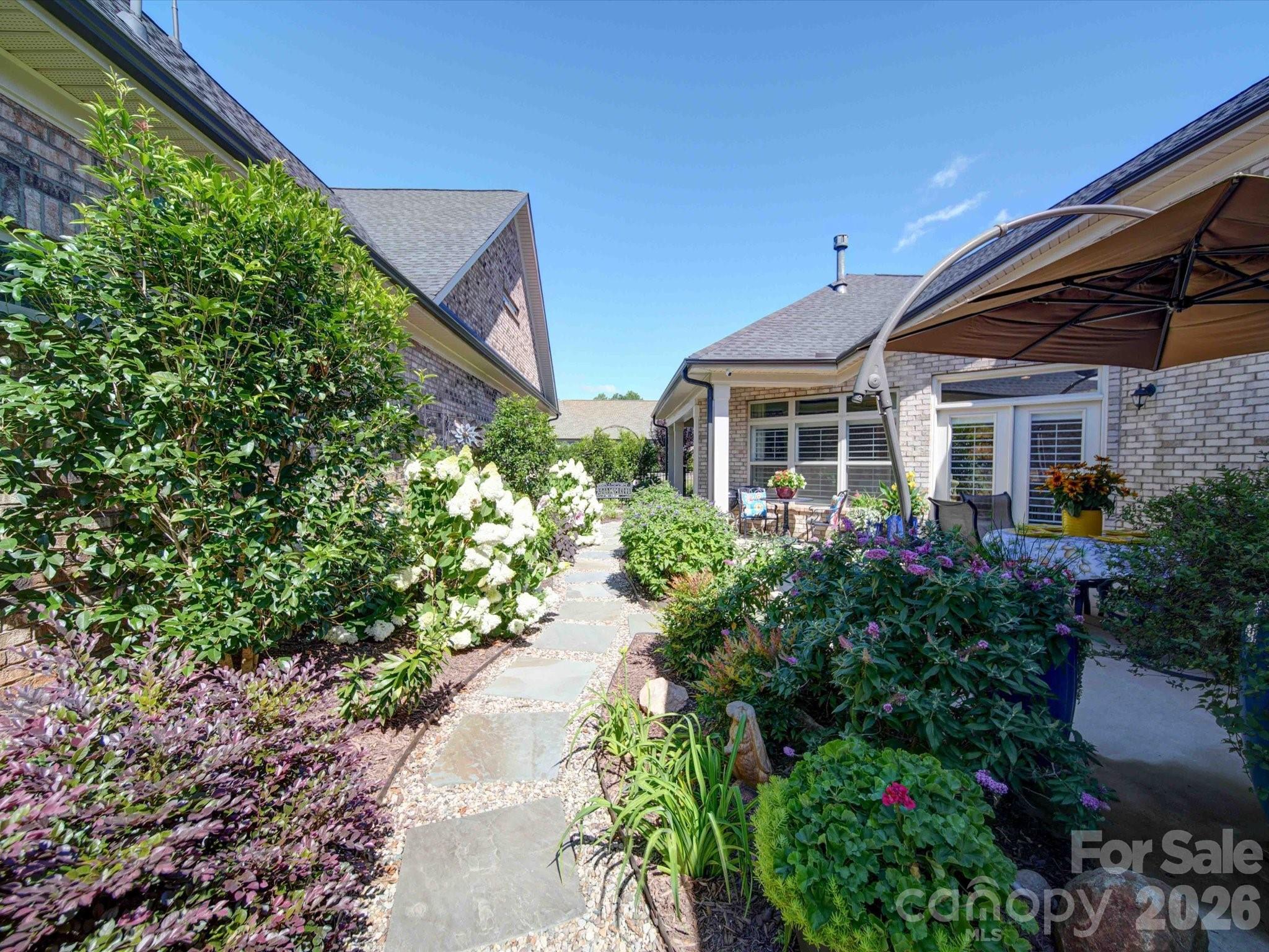 5218 Courtyard Lane Property Photo 40