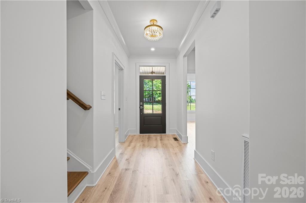 109 Frost Road Property Photo 5