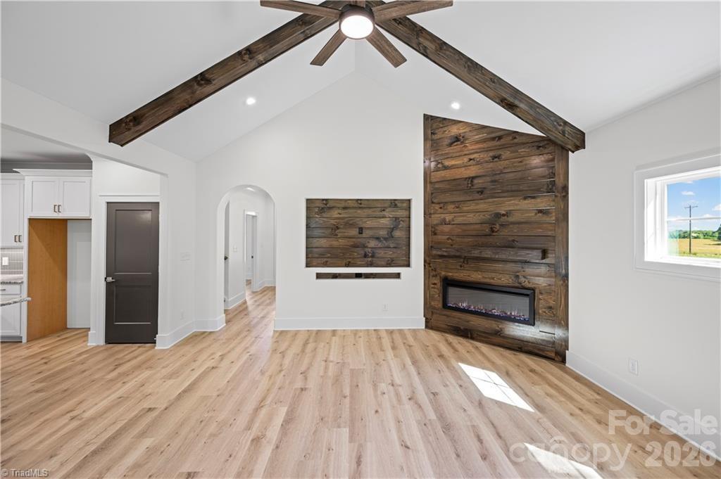 109 Frost Road Property Photo 10