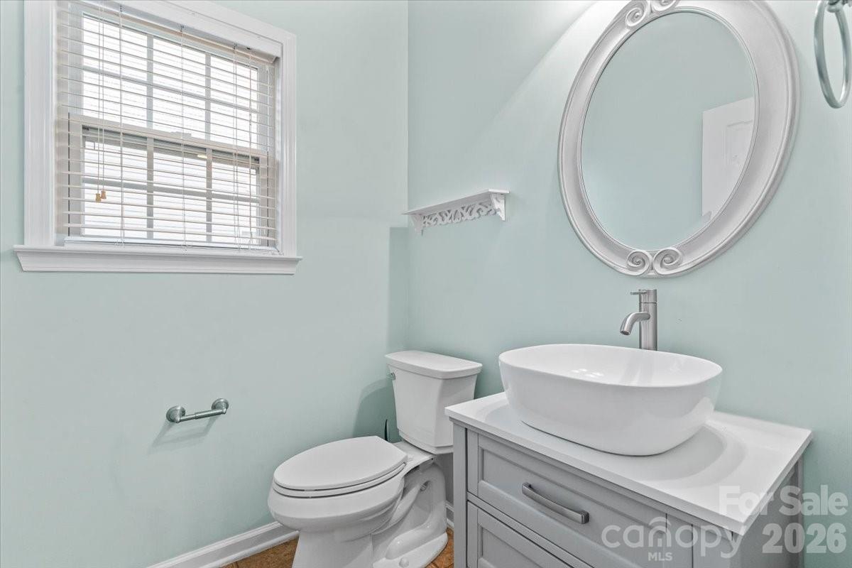 10563 Stoneacre Court Property Photo 10