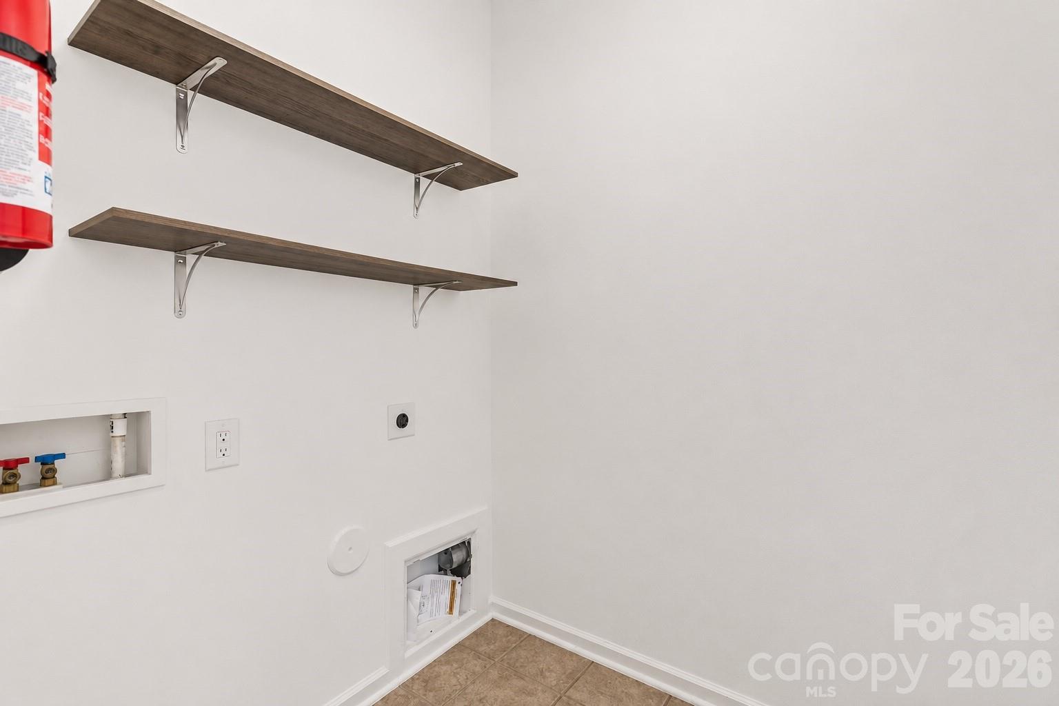 10563 Stoneacre Court Property Photo 11