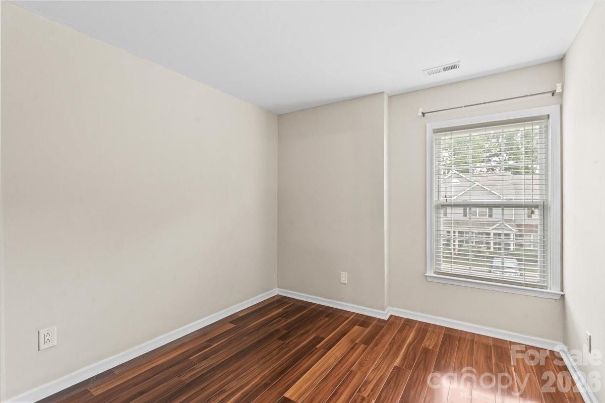 10563 Stoneacre Court Property Photo 25