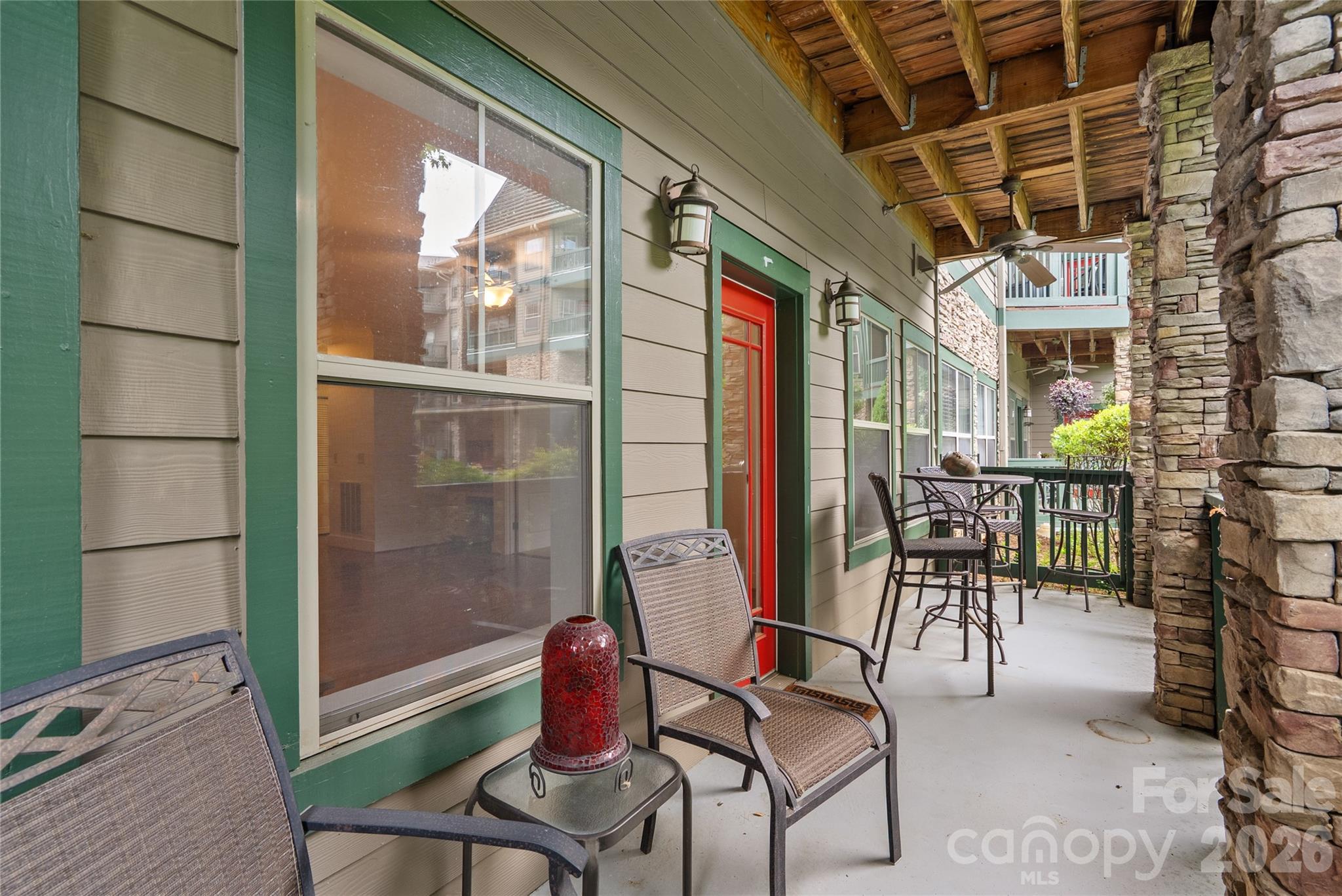 9 Kenilworth Knoll 108 Property Photo 23