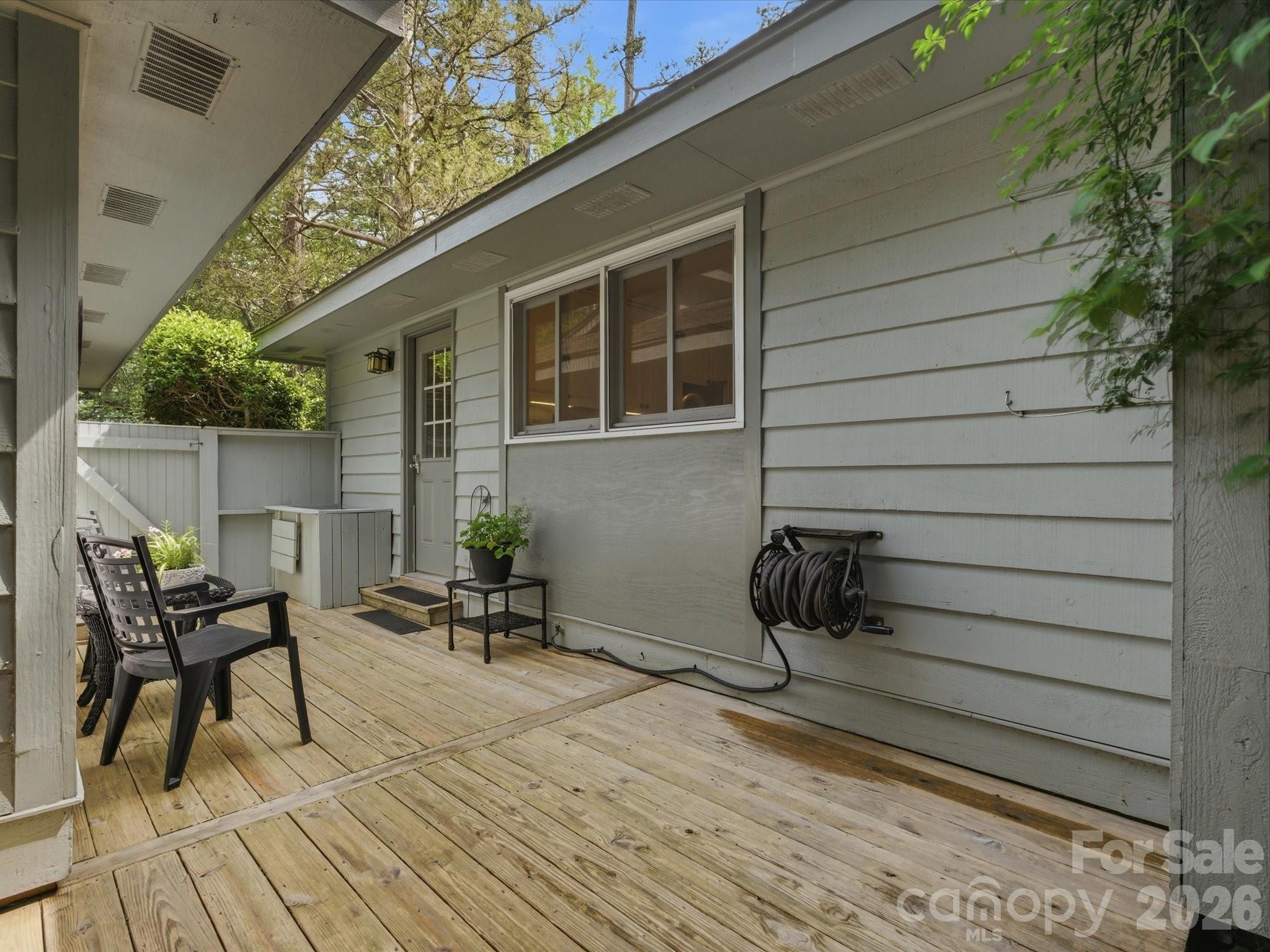 26 Honeysuckle Woods Property Photo 21