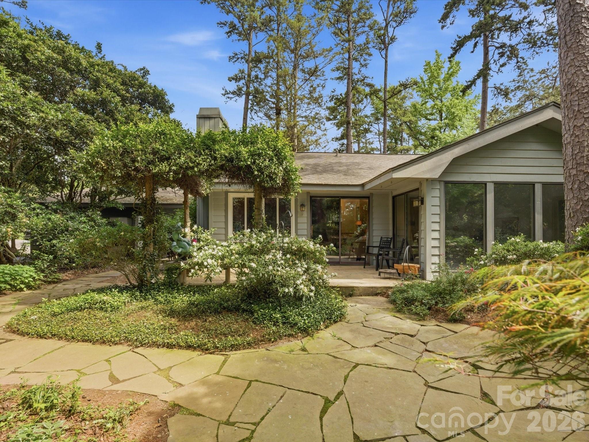 26 Honeysuckle Woods Property Photo 23