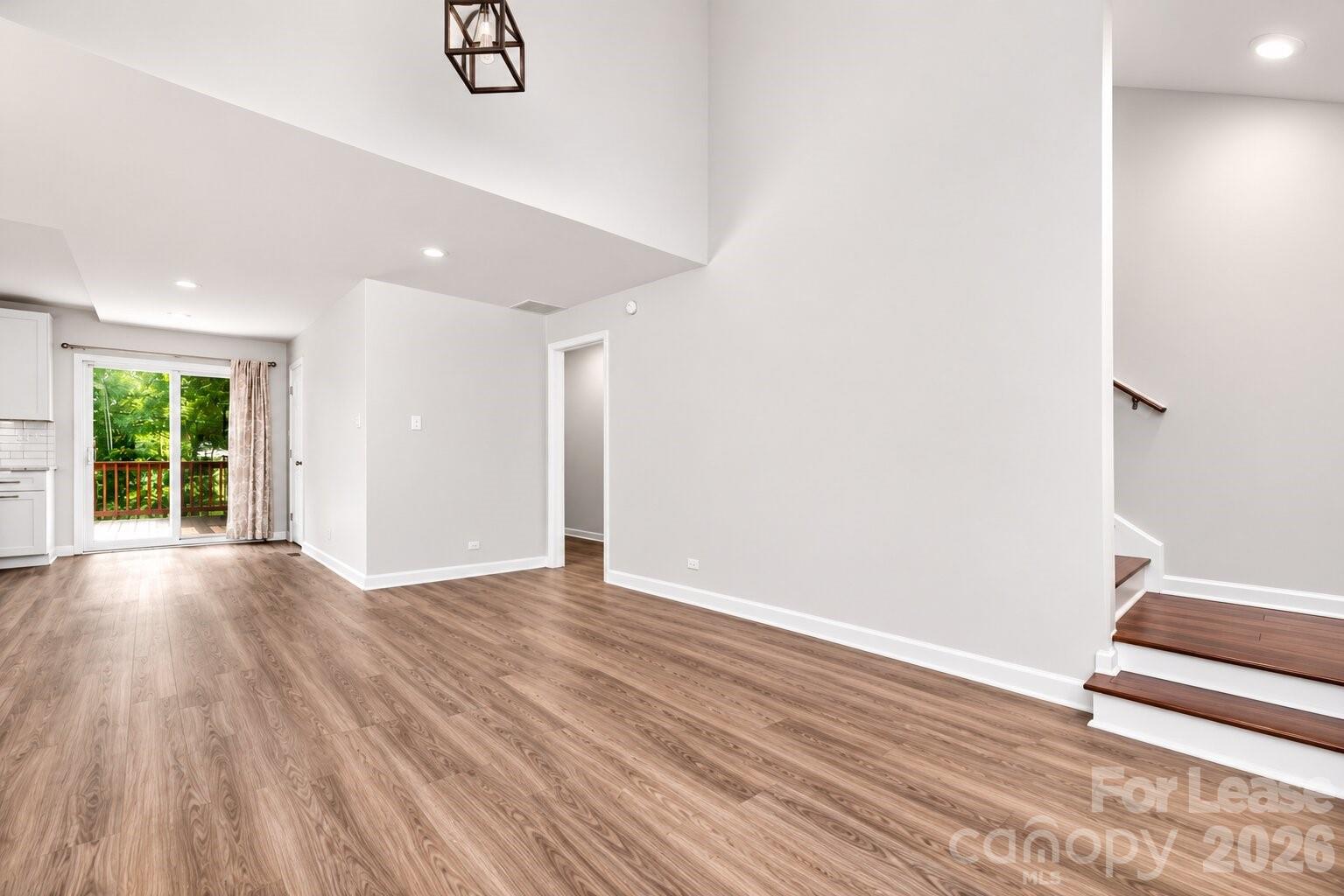 404 Keswick Avenue Property Photo 5