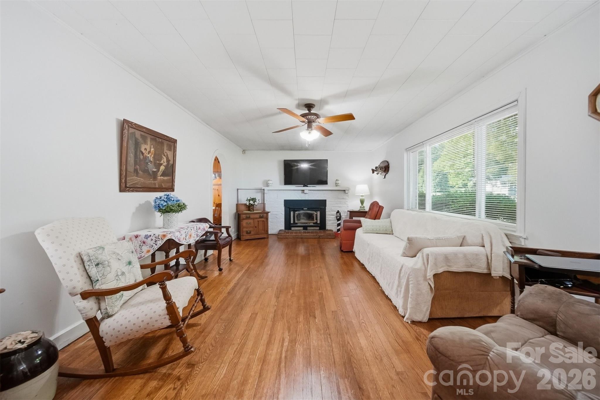2089 Connelly Springs Road Property Photo 4