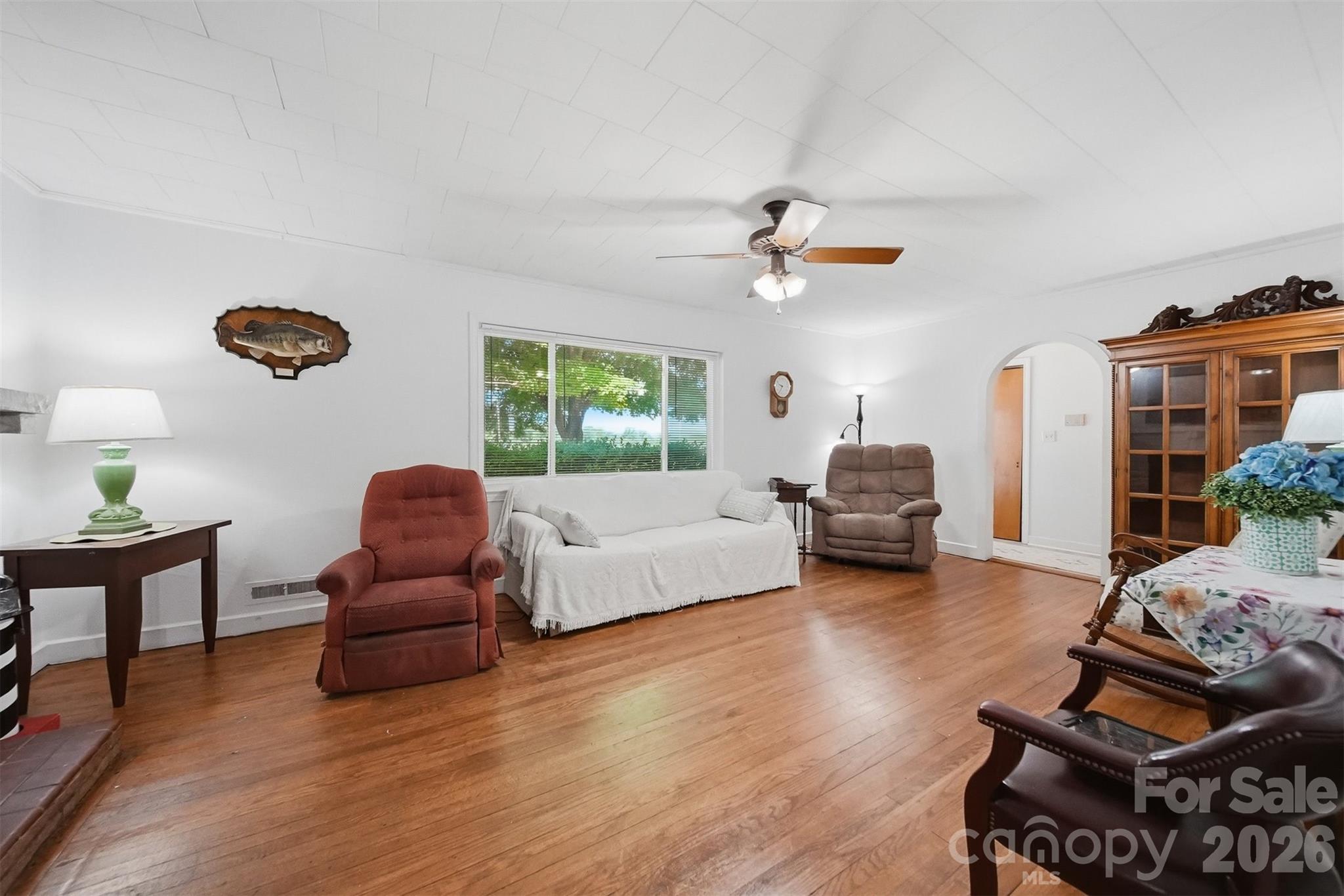 2089 Connelly Springs Road Property Photo 5