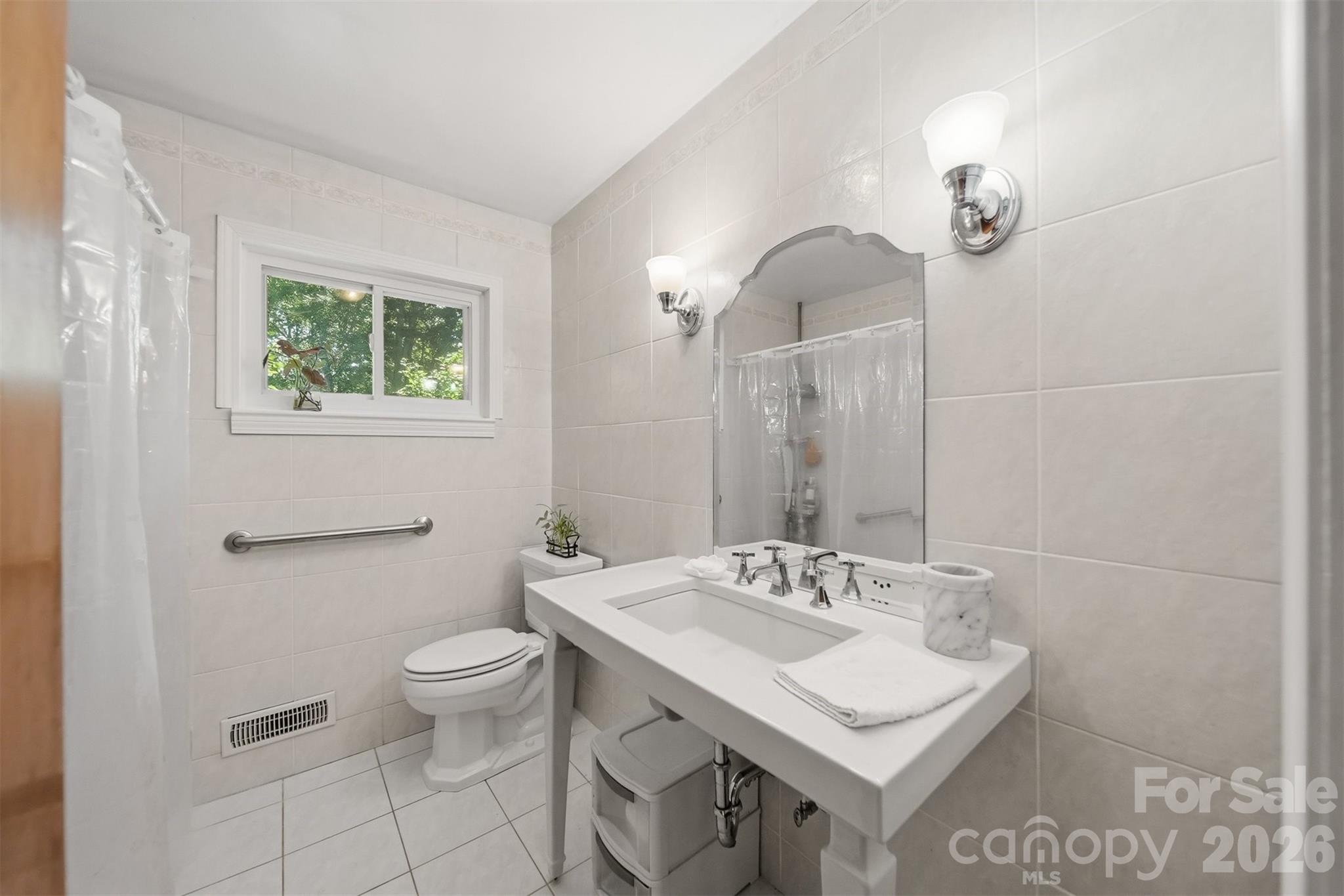 2089 Connelly Springs Road Property Photo 28