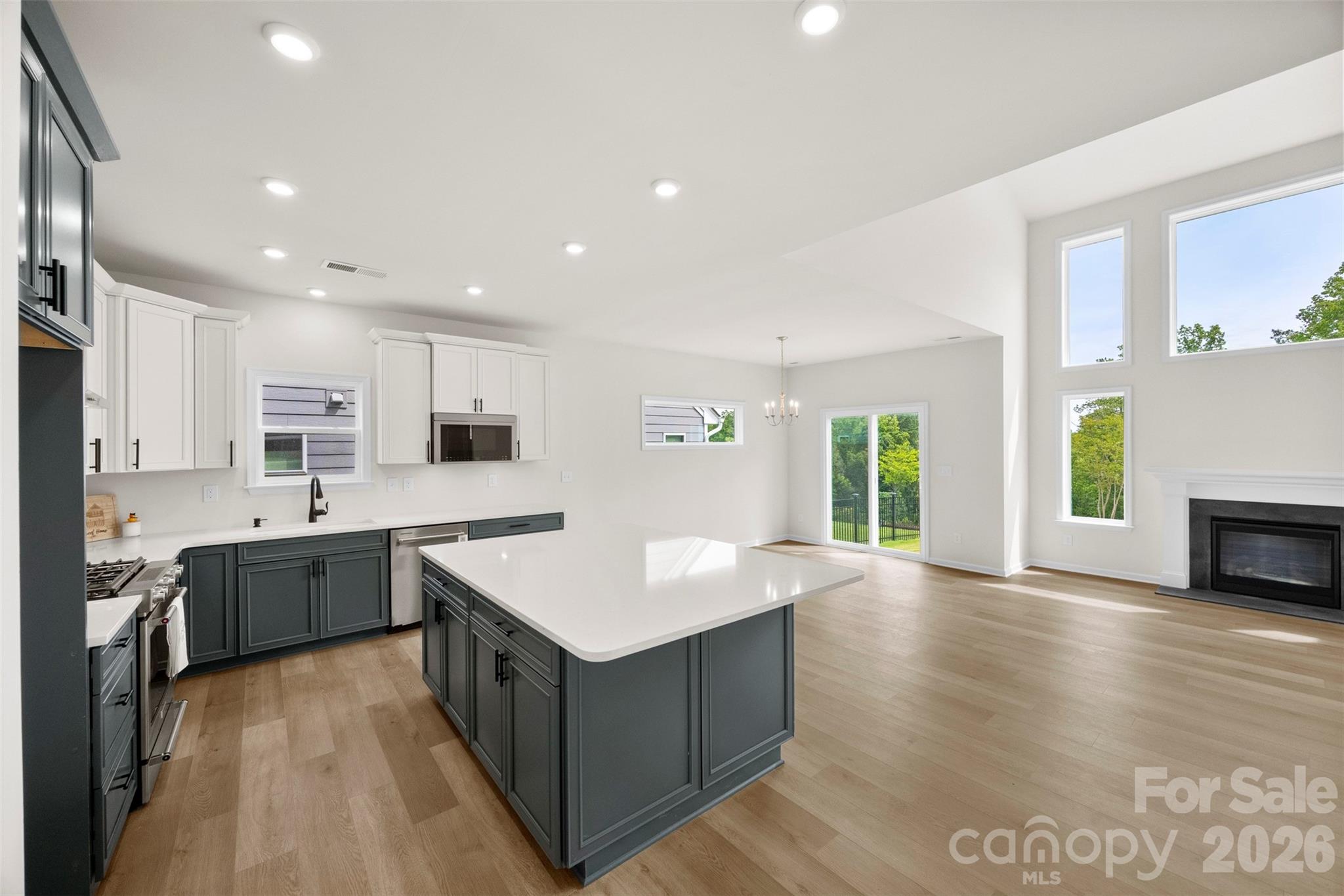 18019 Wilbanks Drive Property Photo 9