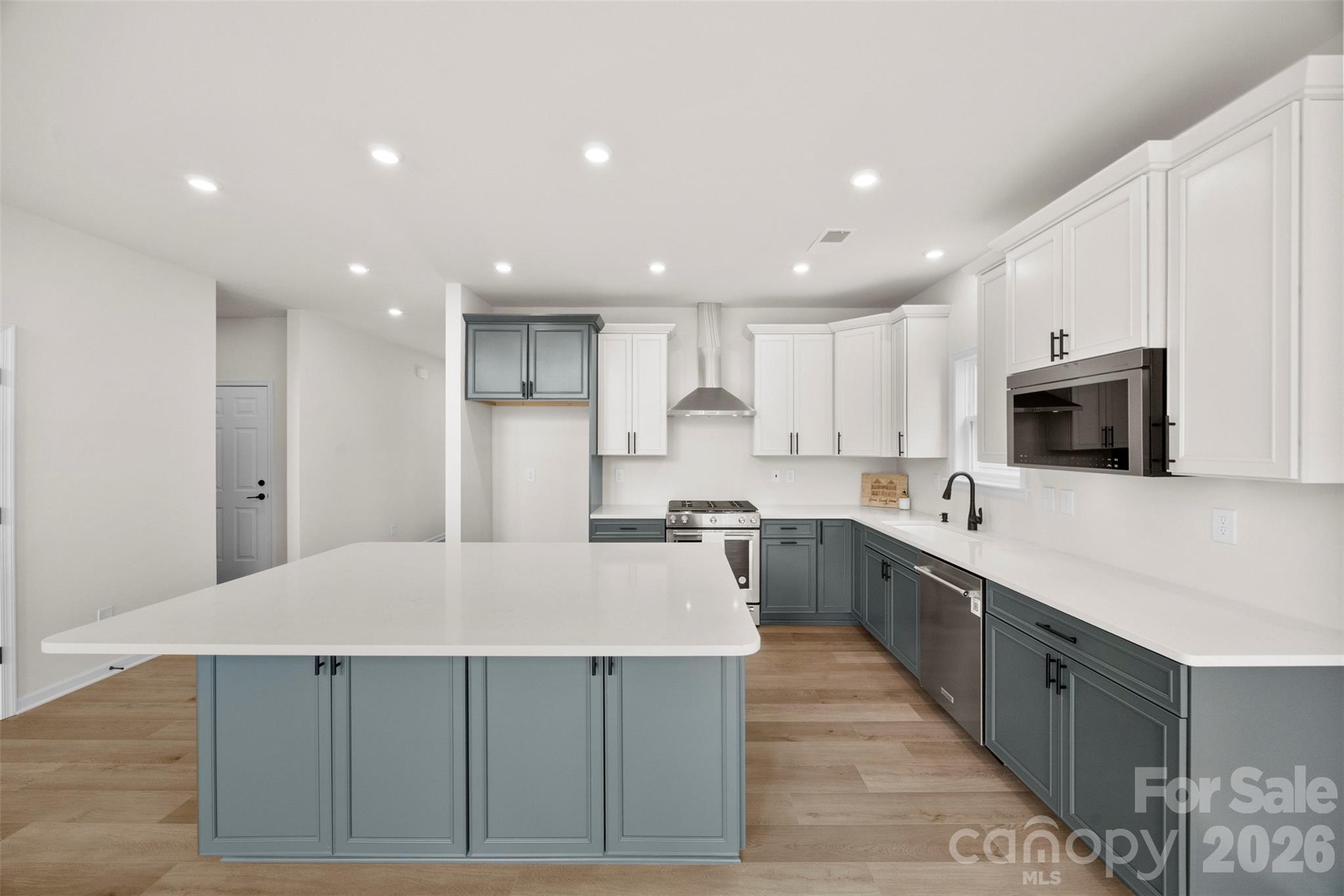 18019 Wilbanks Drive Property Photo 13