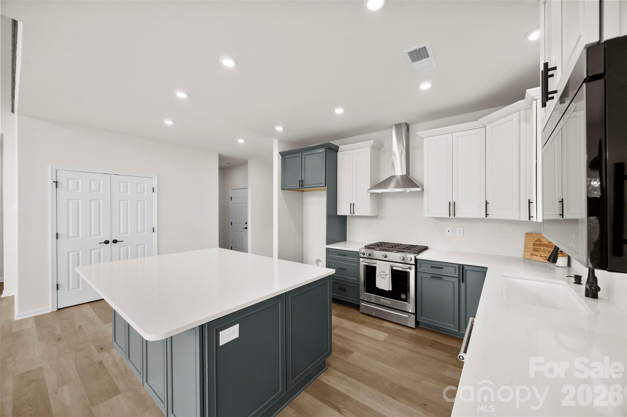 18019 Wilbanks Drive Property Photo 14