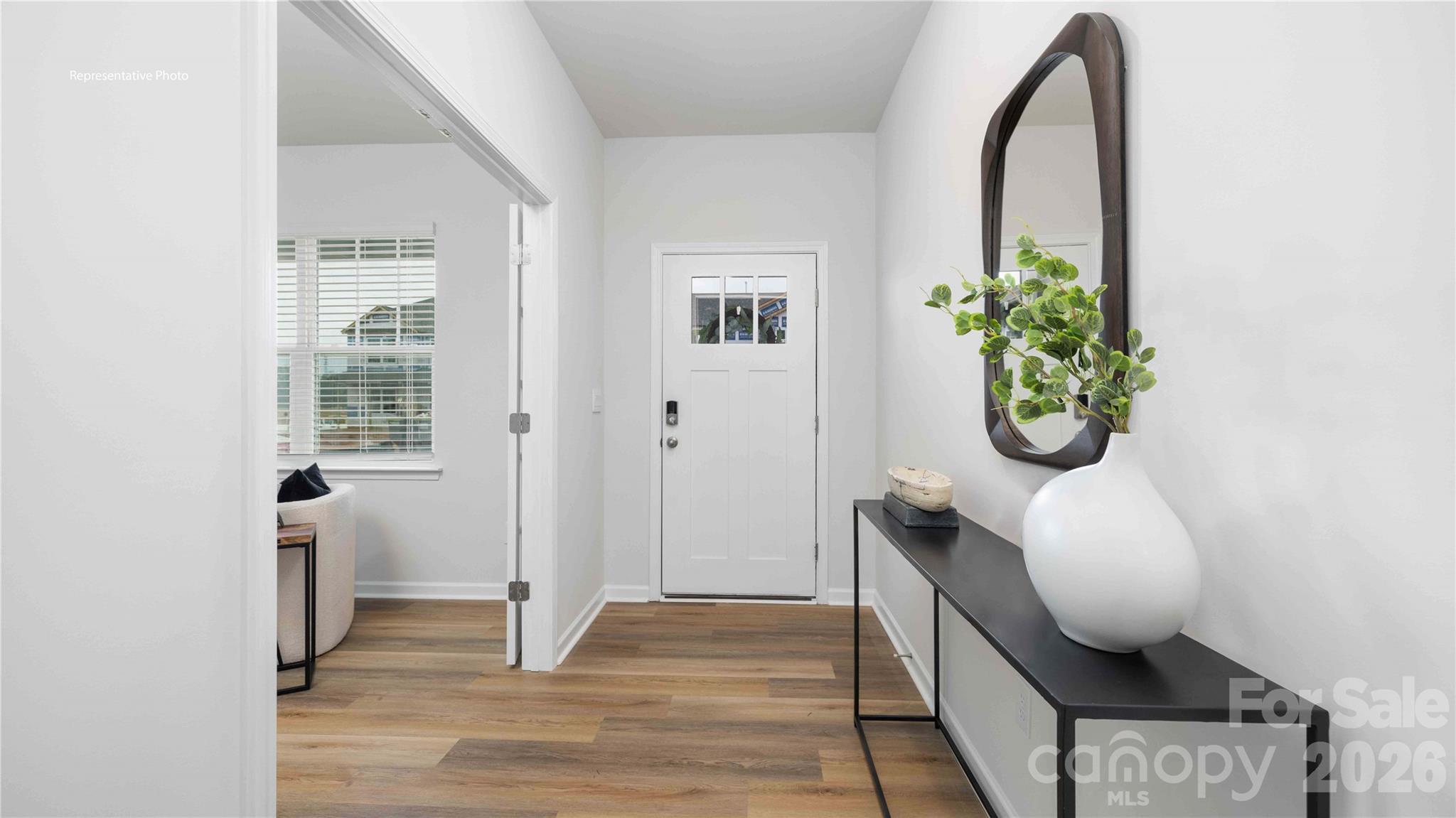 544 Blackpool Court Property Photo 2