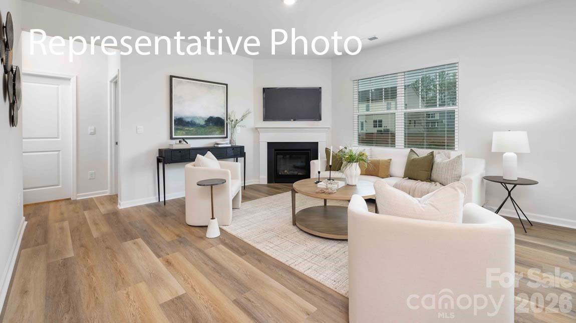 544 Blackpool Court Property Photo 12