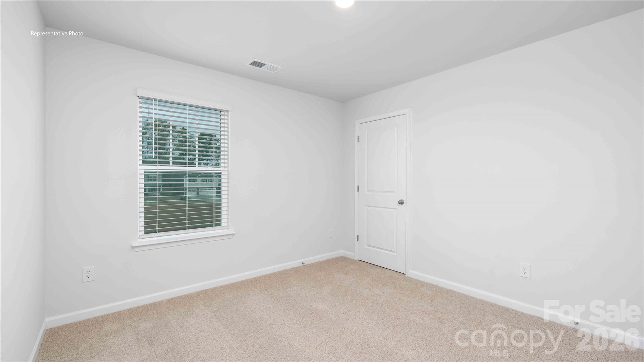 544 Blackpool Court Property Photo 24