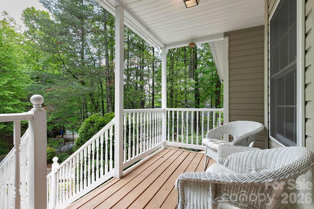 61 Autumn Glen Court Property Photo 4