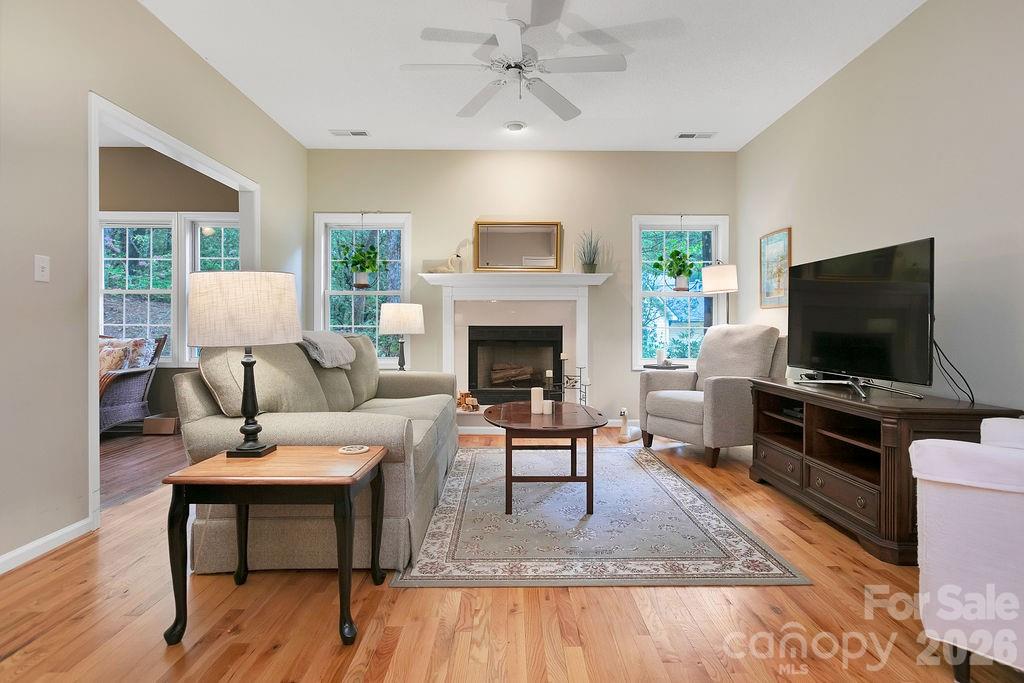 61 Autumn Glen Court Property Photo 19