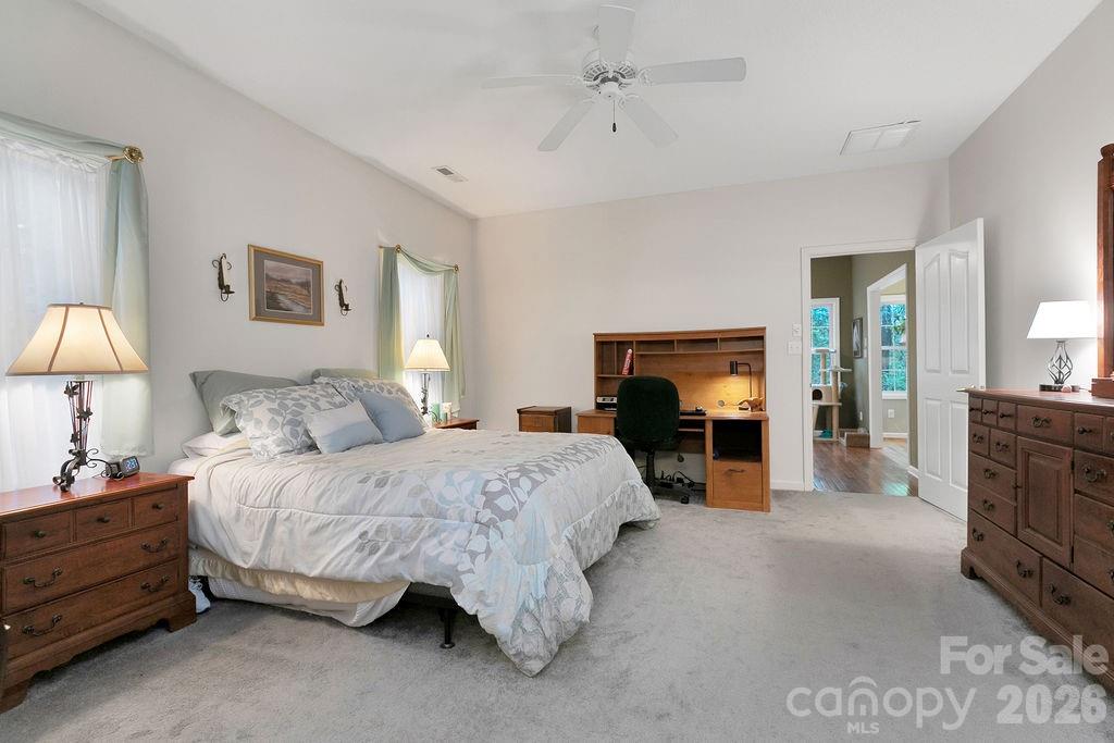 61 Autumn Glen Court Property Photo 29