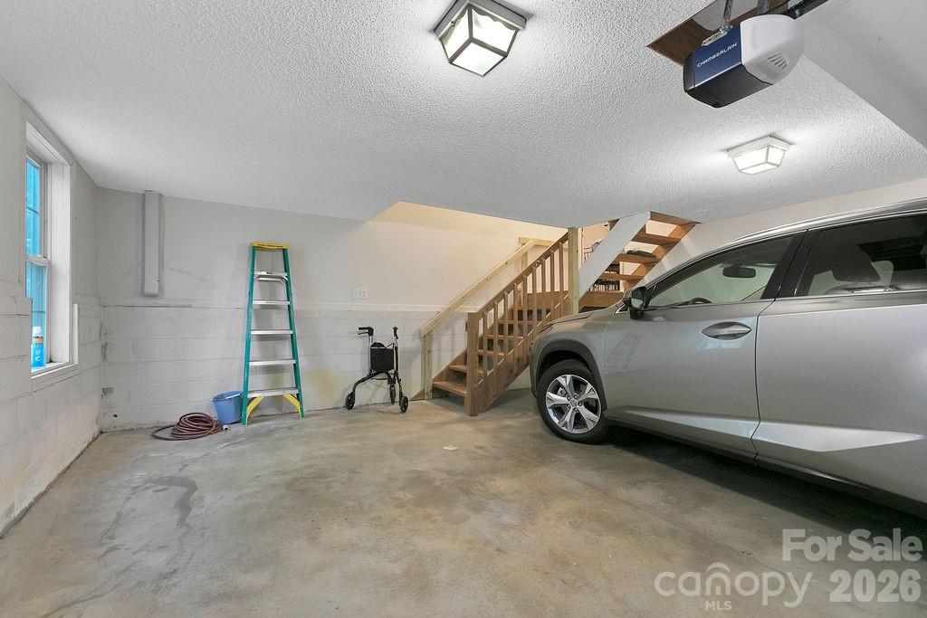 61 Autumn Glen Court Property Photo 31