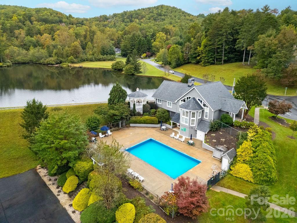 61 Autumn Glen Court Property Photo 37