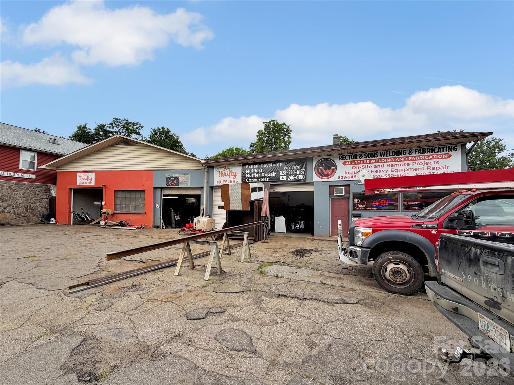 1604 South Main Street Property Photo 15