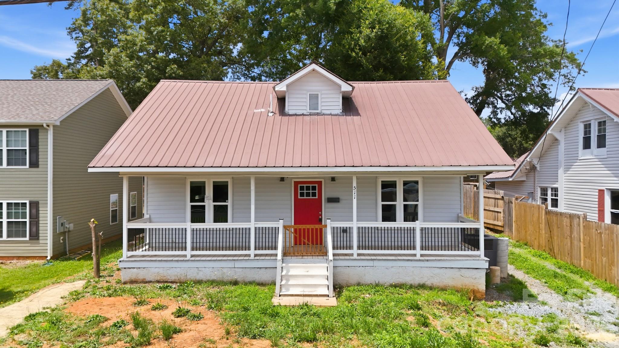 511 N Johnson Street Property Photo 2