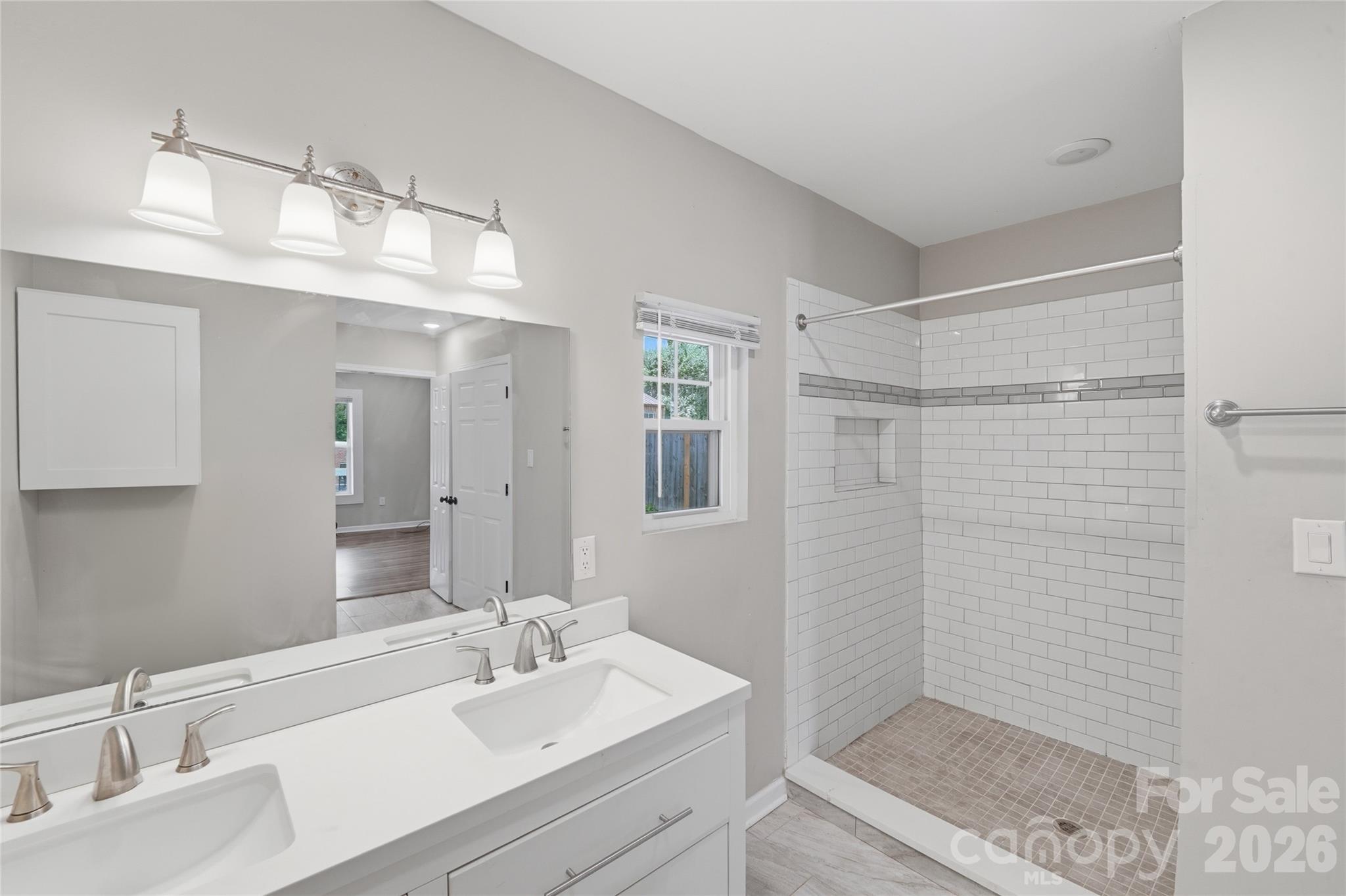 511 N Johnson Street Property Photo 5
