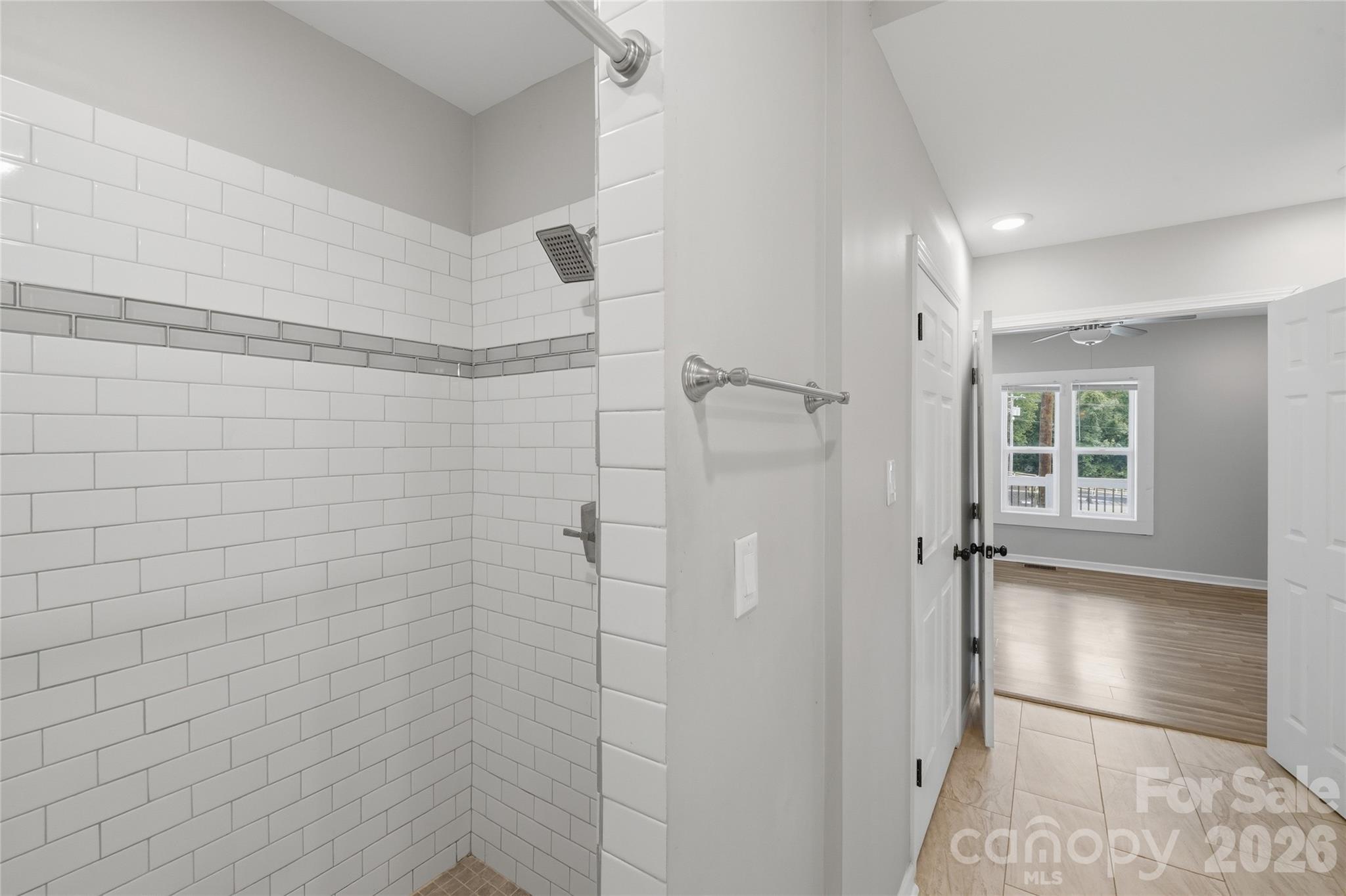 511 N Johnson Street Property Photo 23