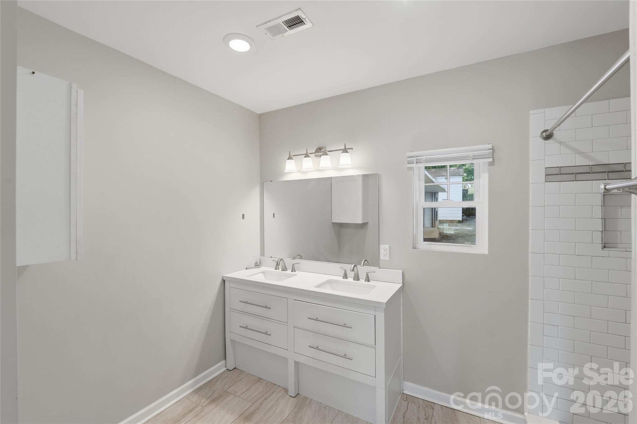 511 N Johnson Street Property Photo 25