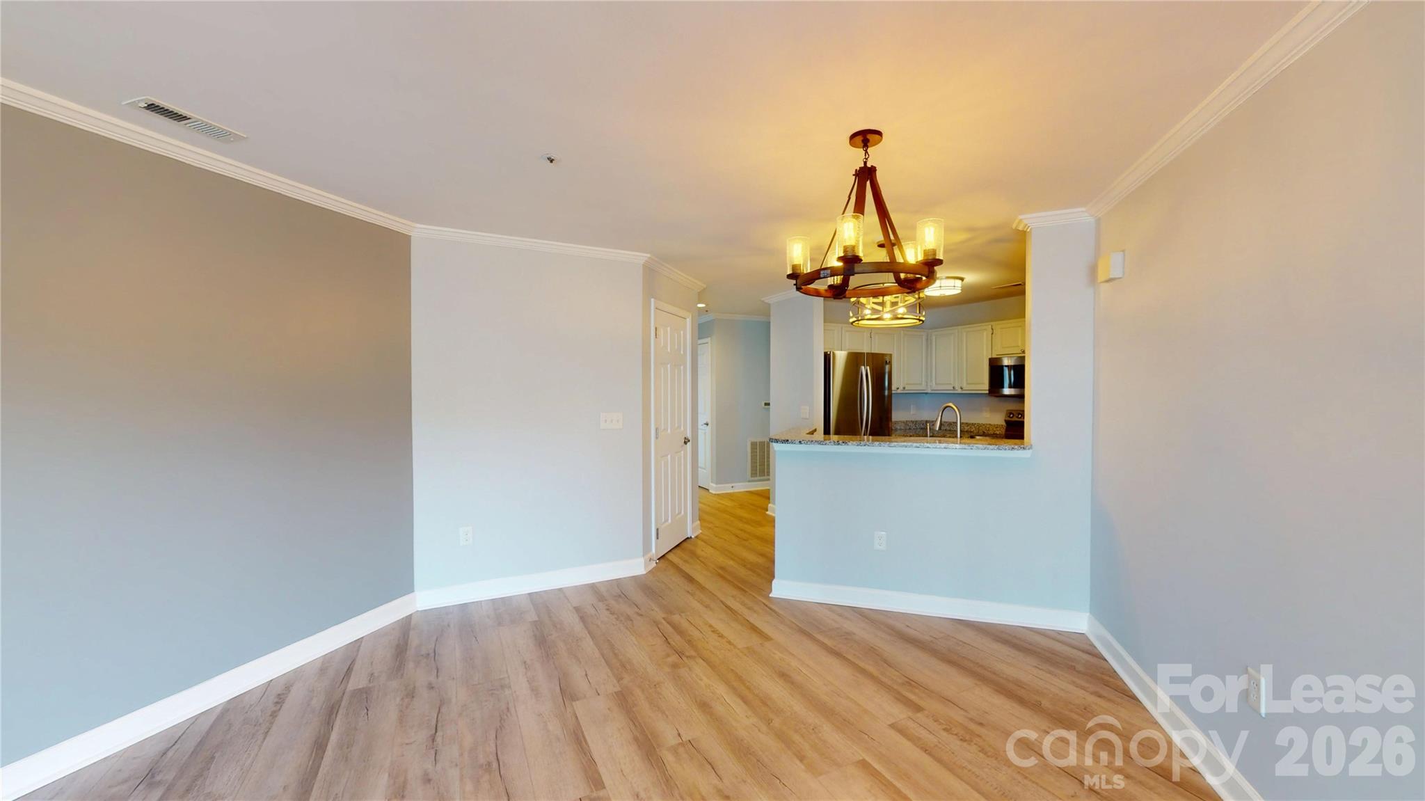 1105 Torrence Circle Property Photo 8