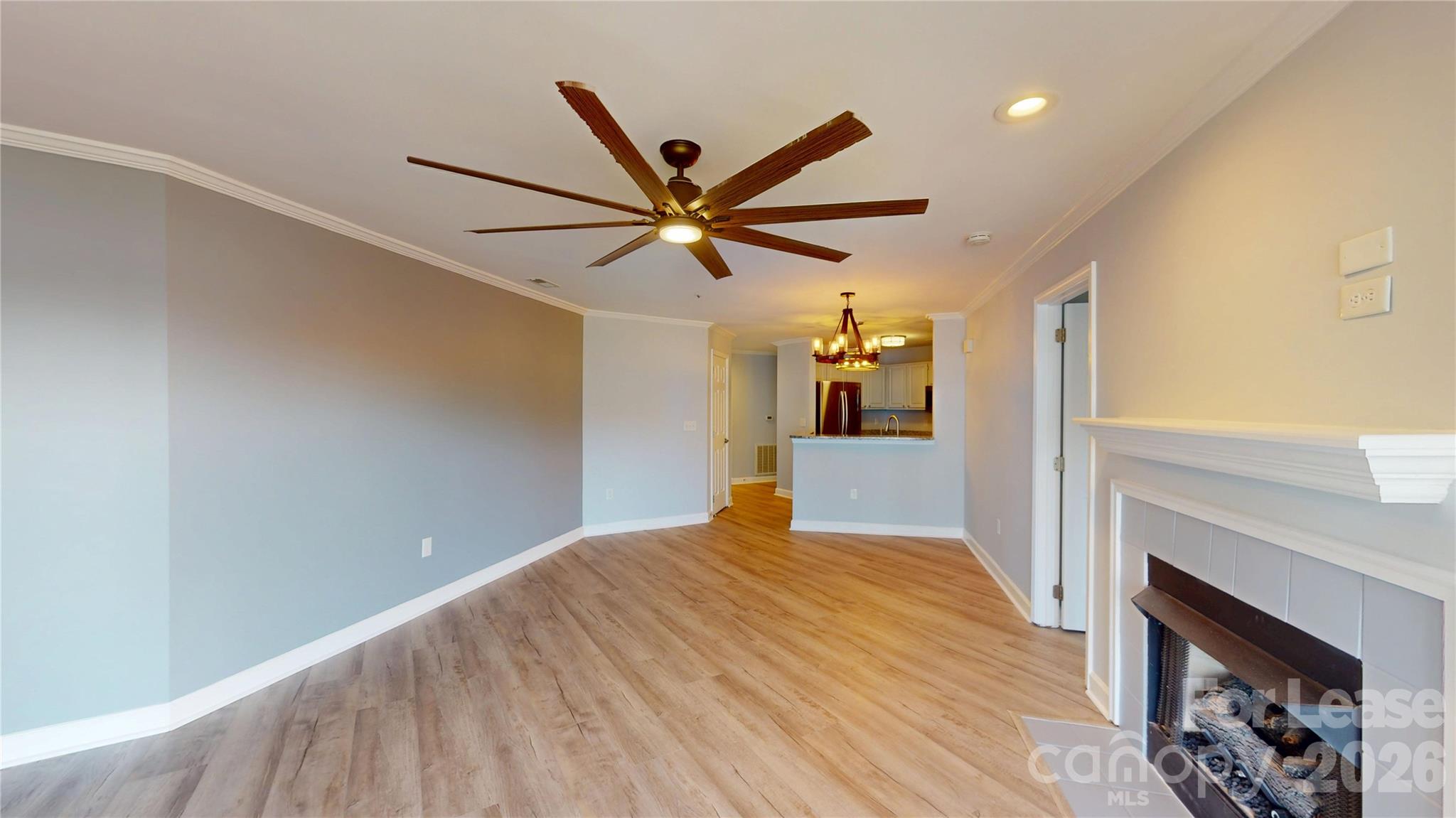 1105 Torrence Circle Property Photo 10
