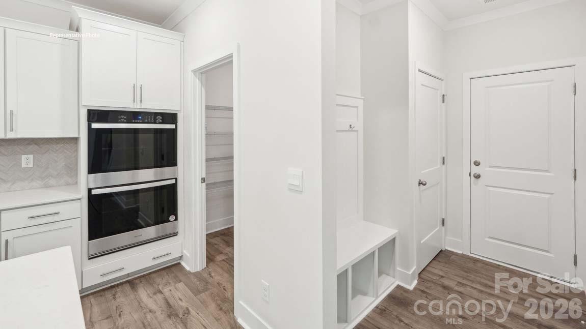 7050 Wishing Well Way Property Photo 9