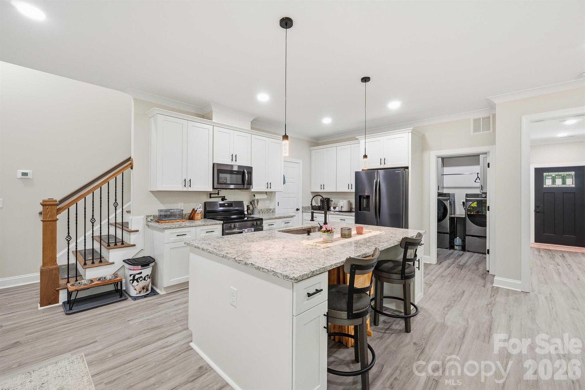 413 Lakewood Drive Property Photo 17