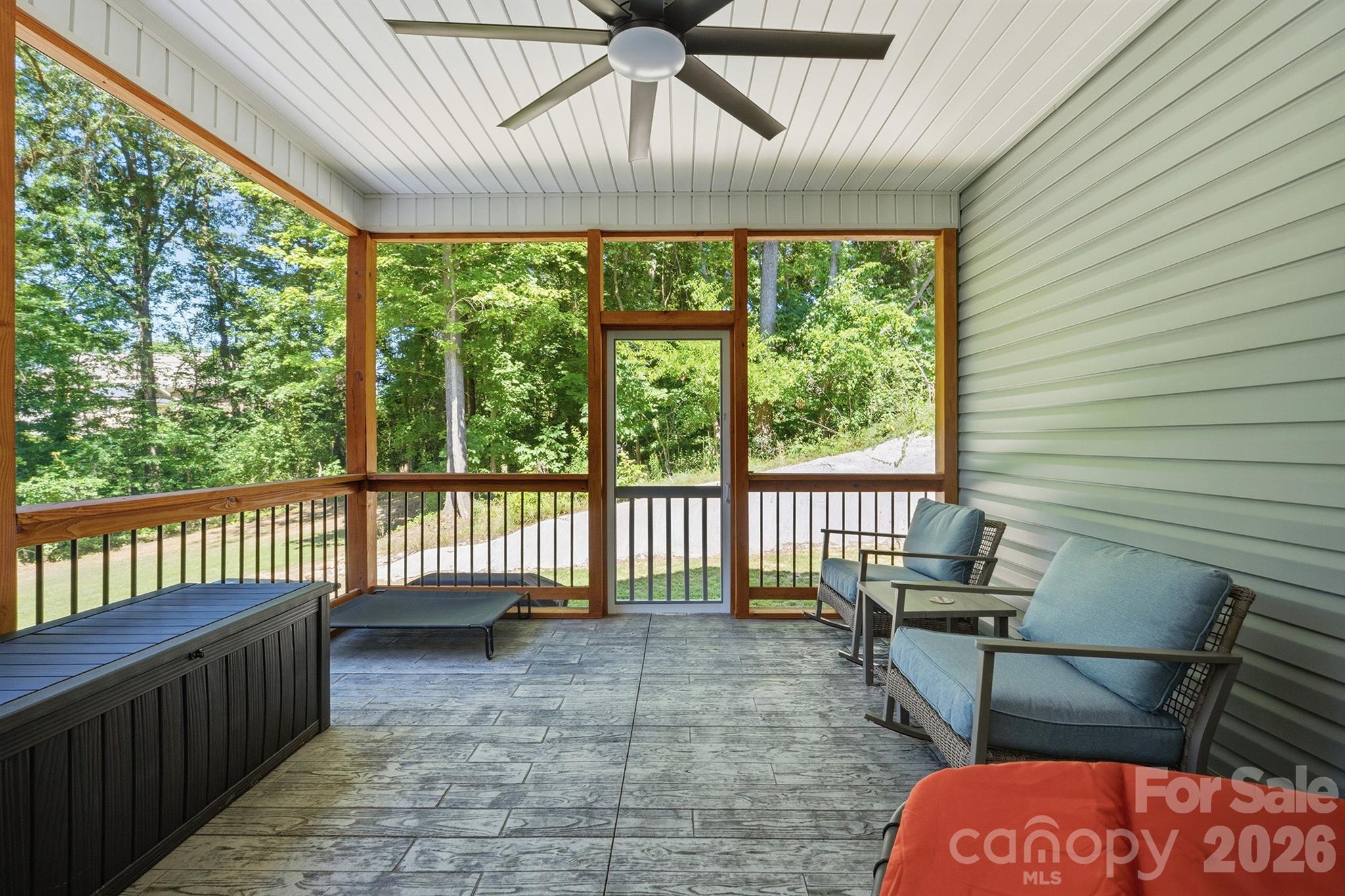413 Lakewood Drive Property Photo 43