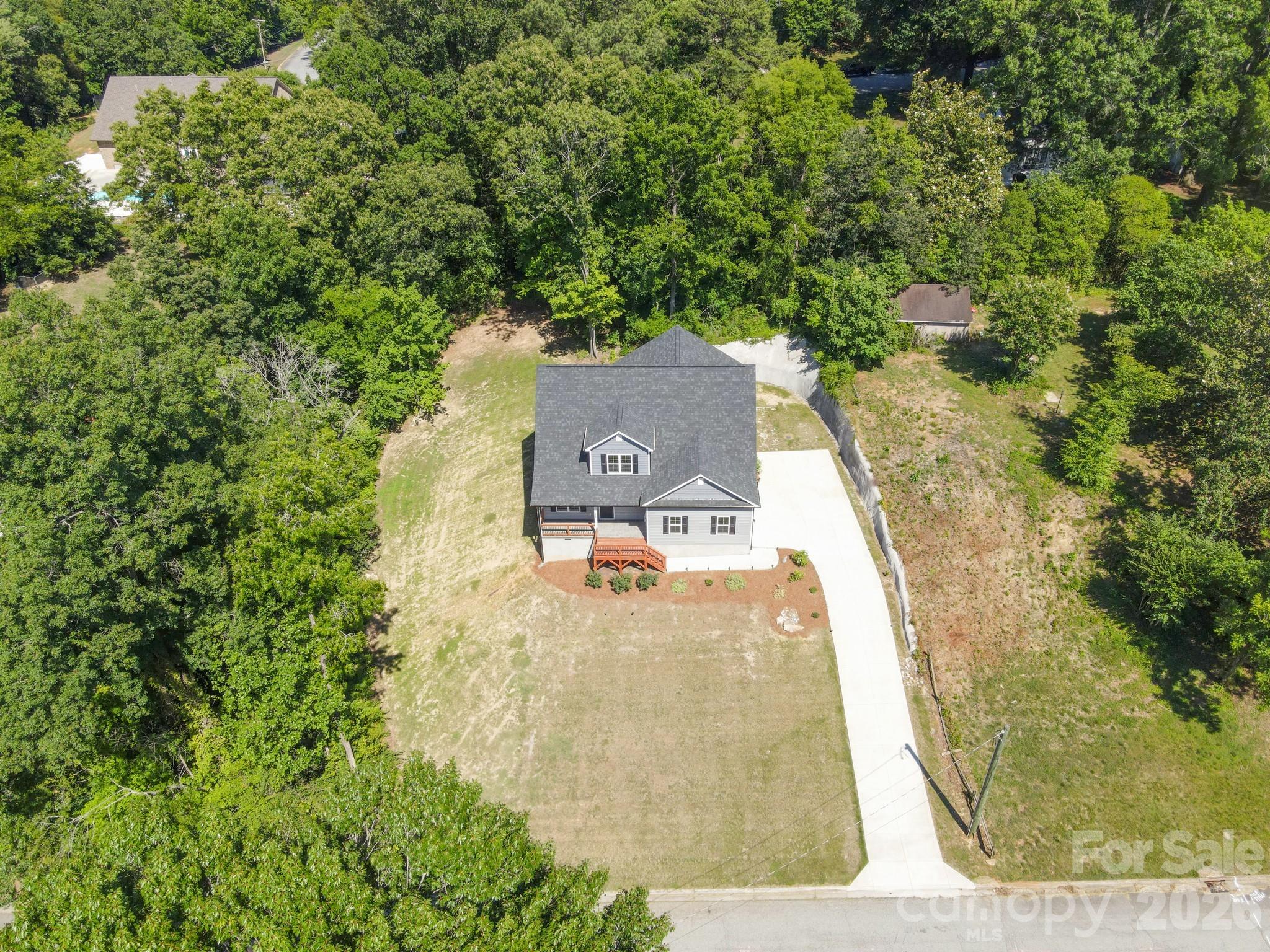 413 Lakewood Drive Property Photo 47