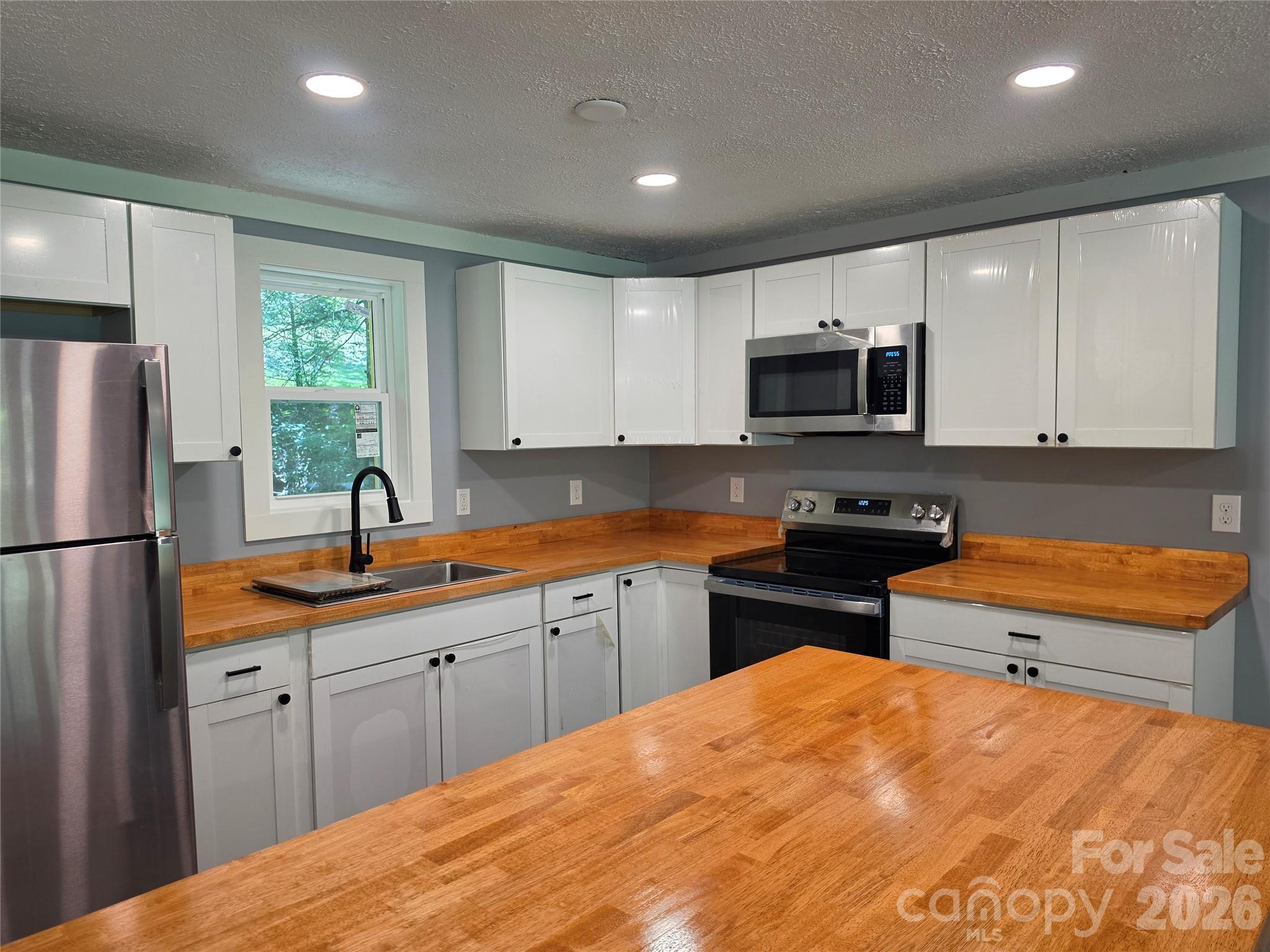 140 Nestle Road Property Photo 13